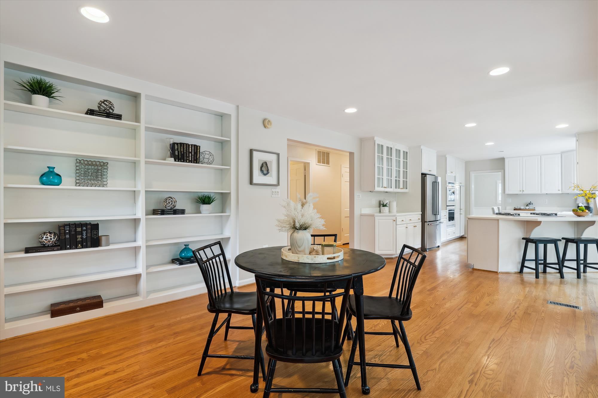 1808 BRIAR RIDGE COURT