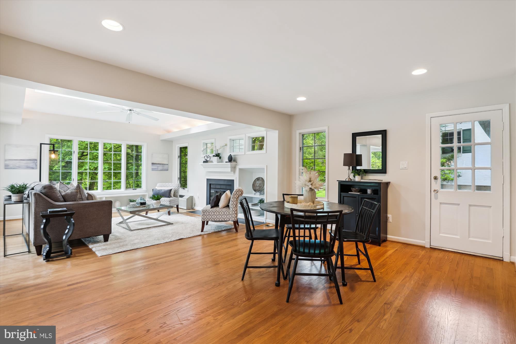 1808 BRIAR RIDGE COURT