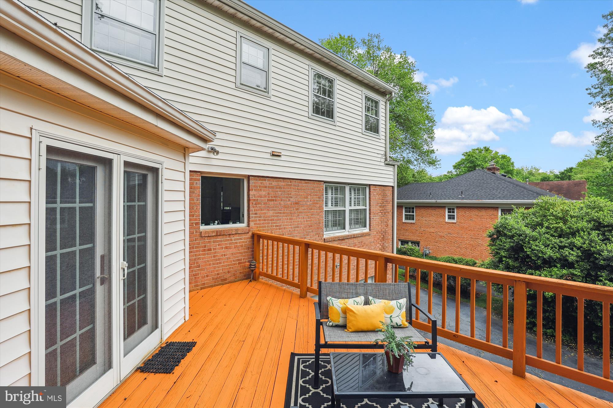 1808 BRIAR RIDGE COURT