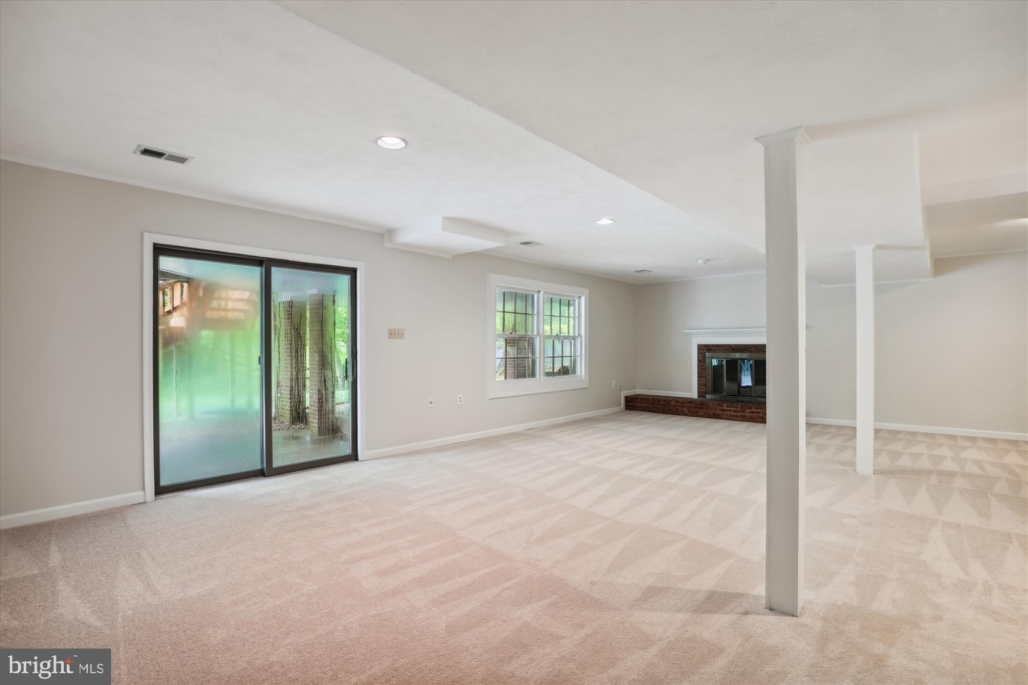 1808 BRIAR RIDGE COURT