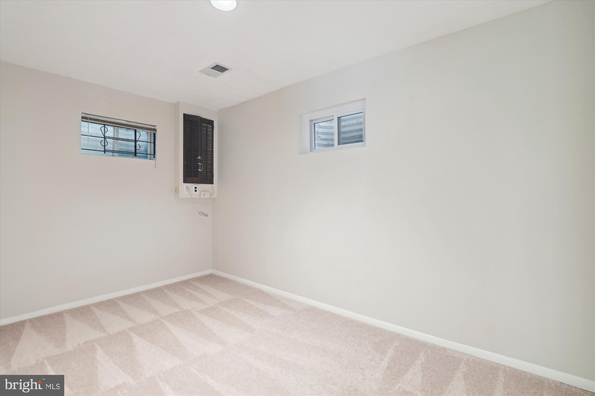 1808 BRIAR RIDGE COURT