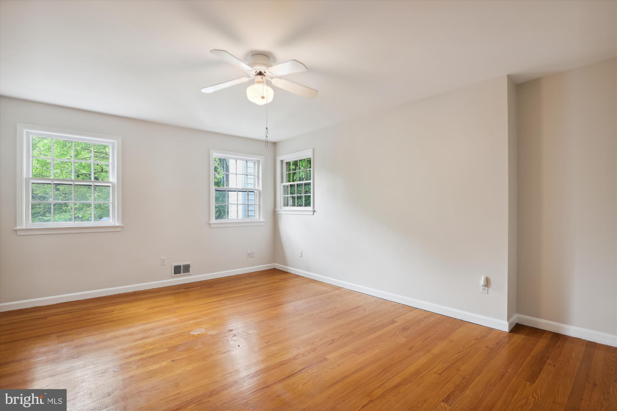 1808 BRIAR RIDGE COURT