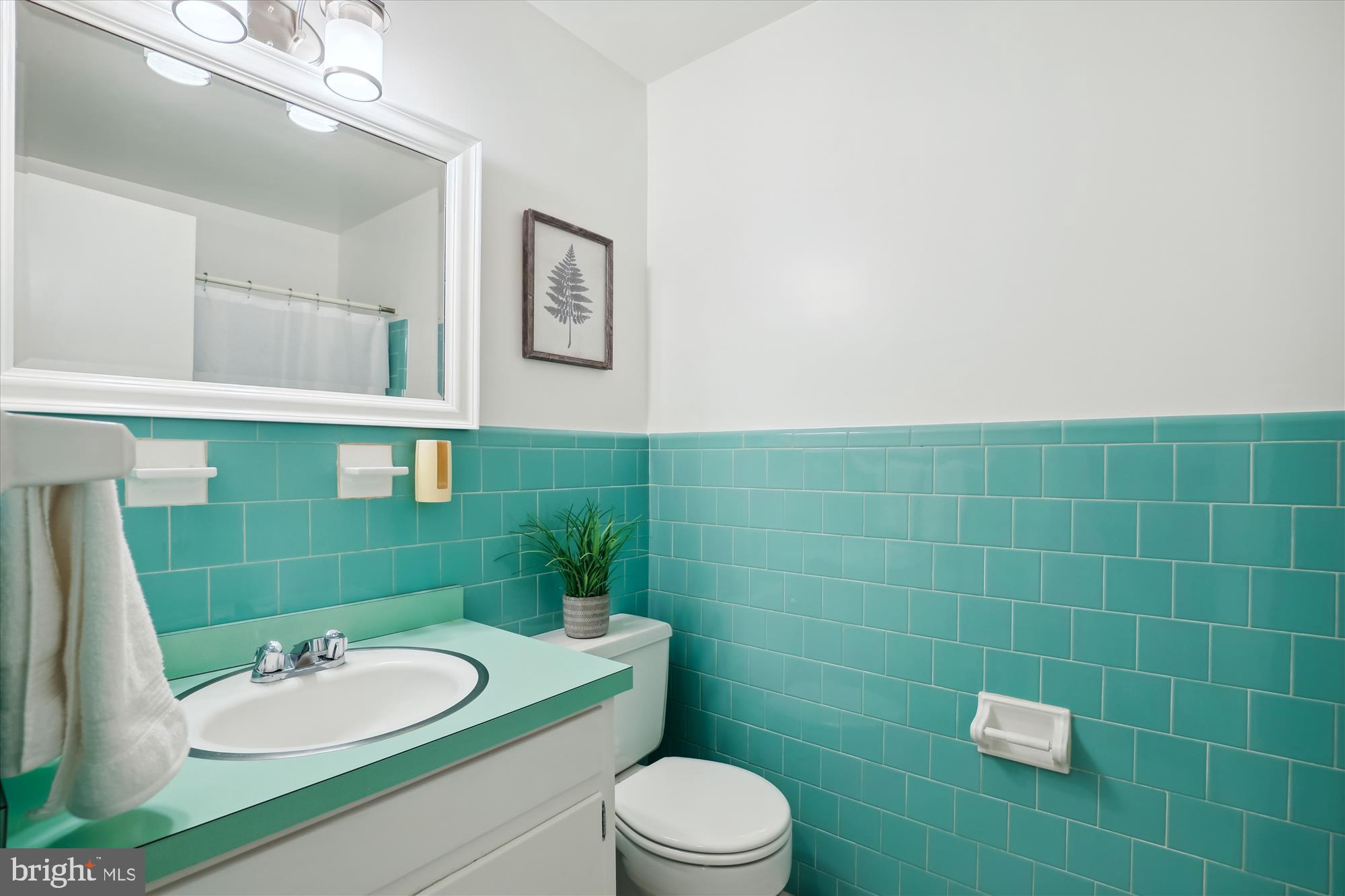 1808 BRIAR RIDGE COURT