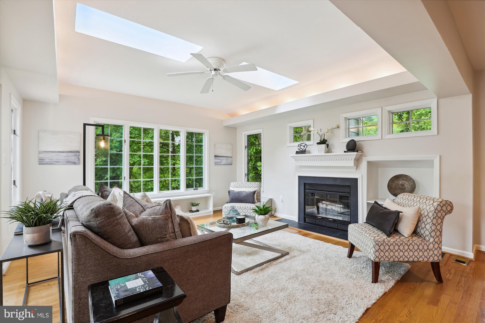 1808 BRIAR RIDGE COURT