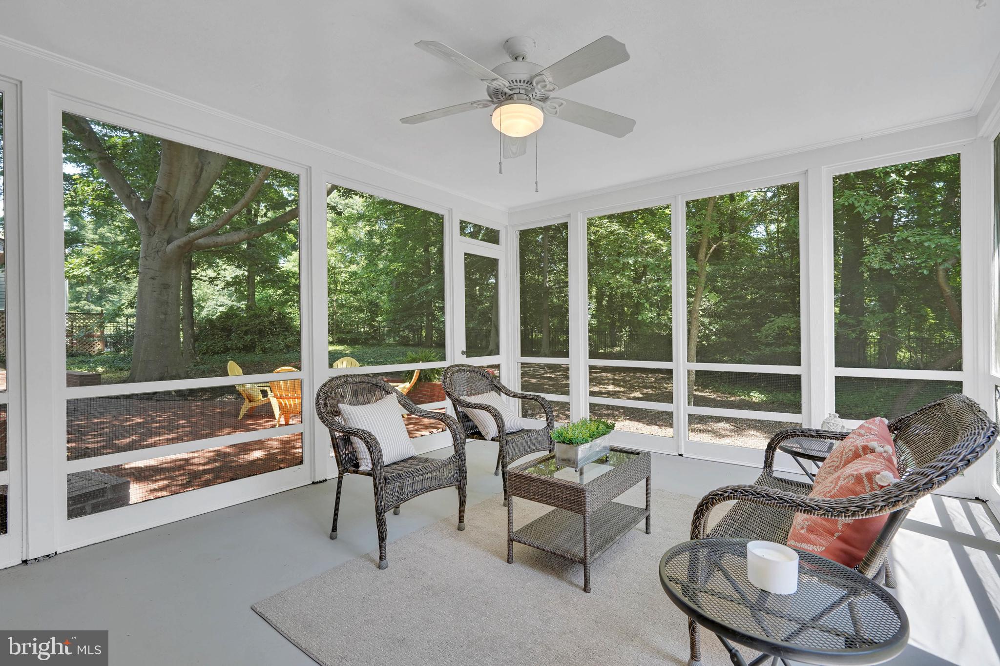 8709 EAGLEBROOK COURT