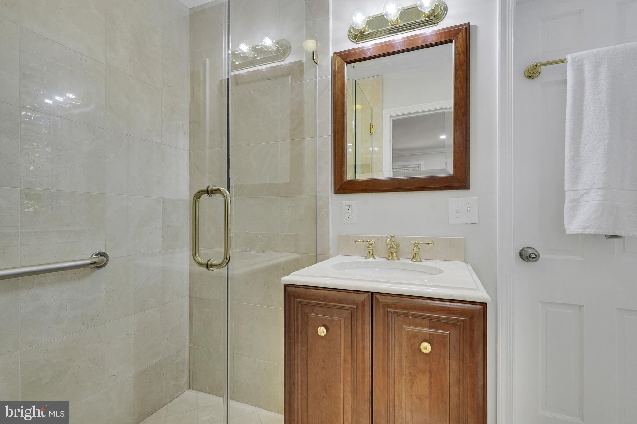 8709 EAGLEBROOK COURT