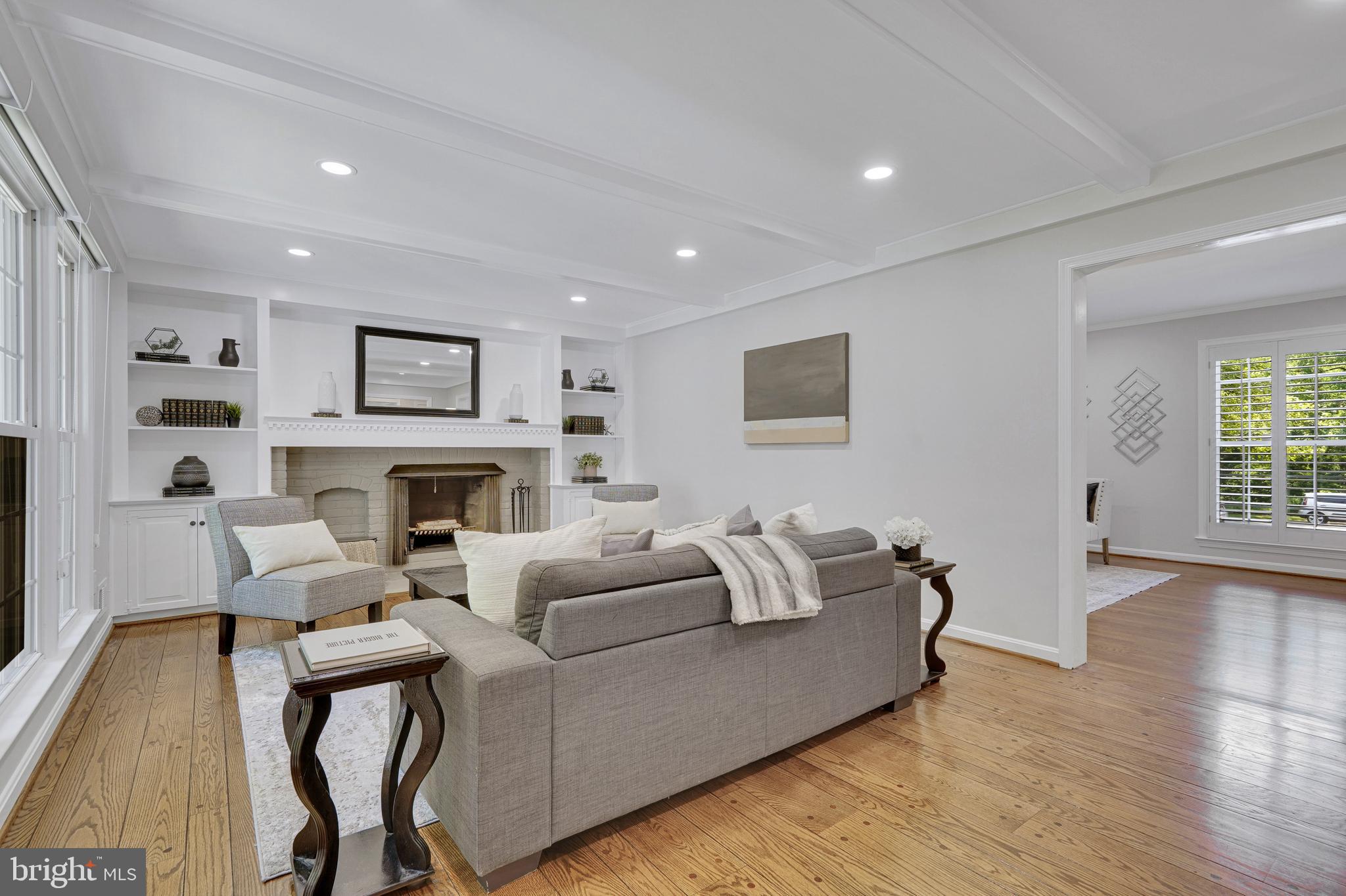 8709 EAGLEBROOK COURT