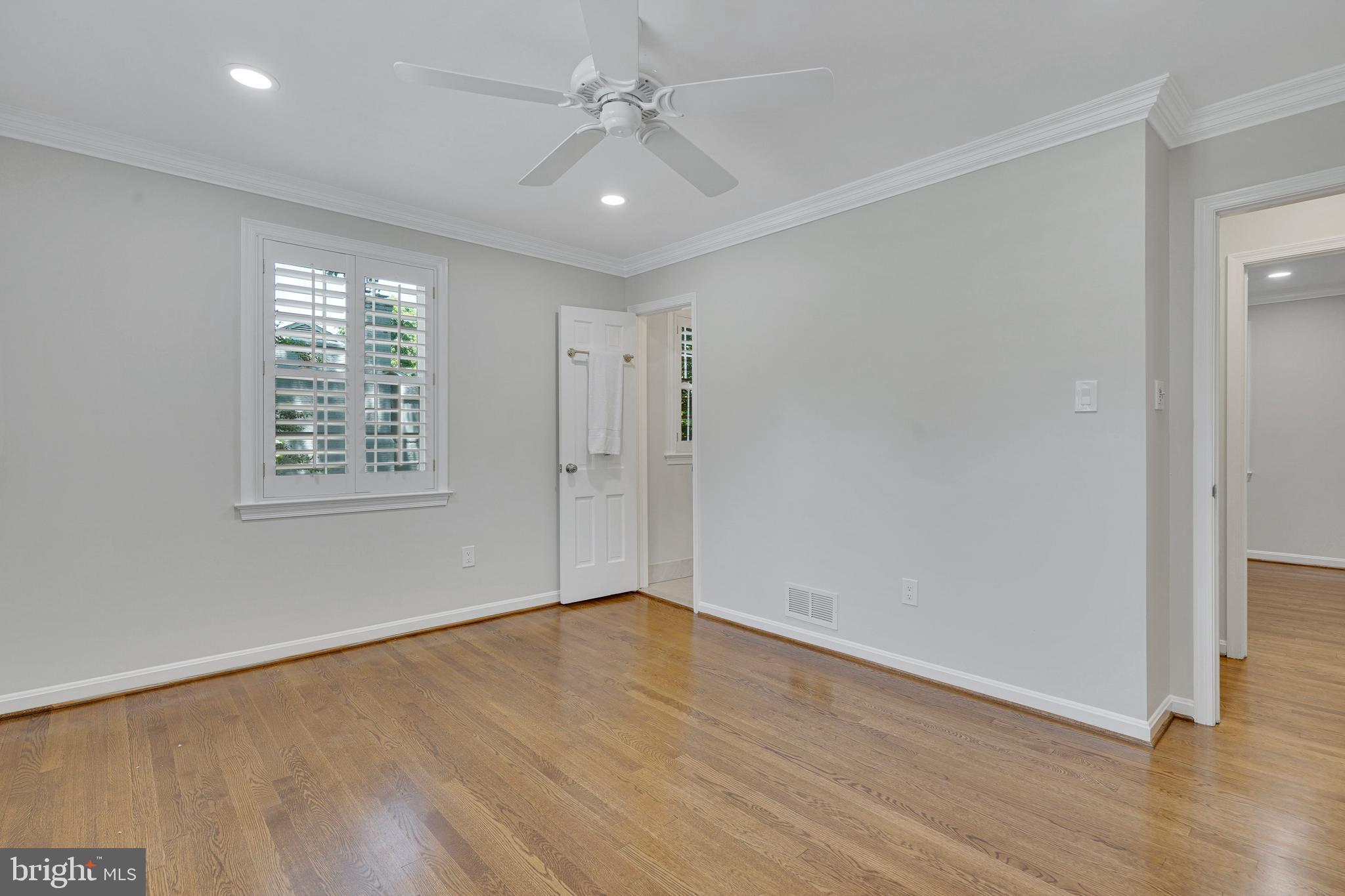 8709 EAGLEBROOK COURT