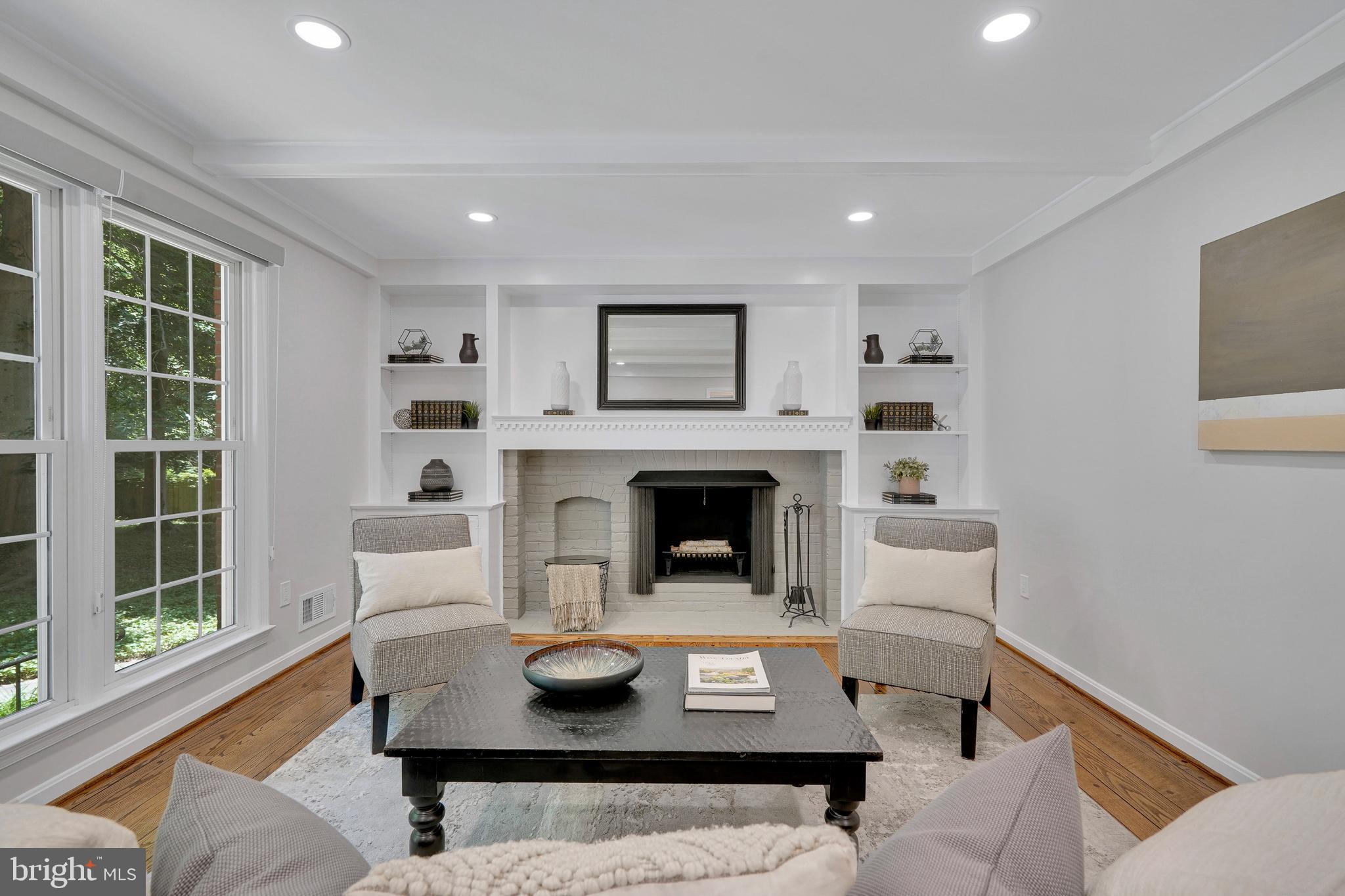 8709 EAGLEBROOK COURT