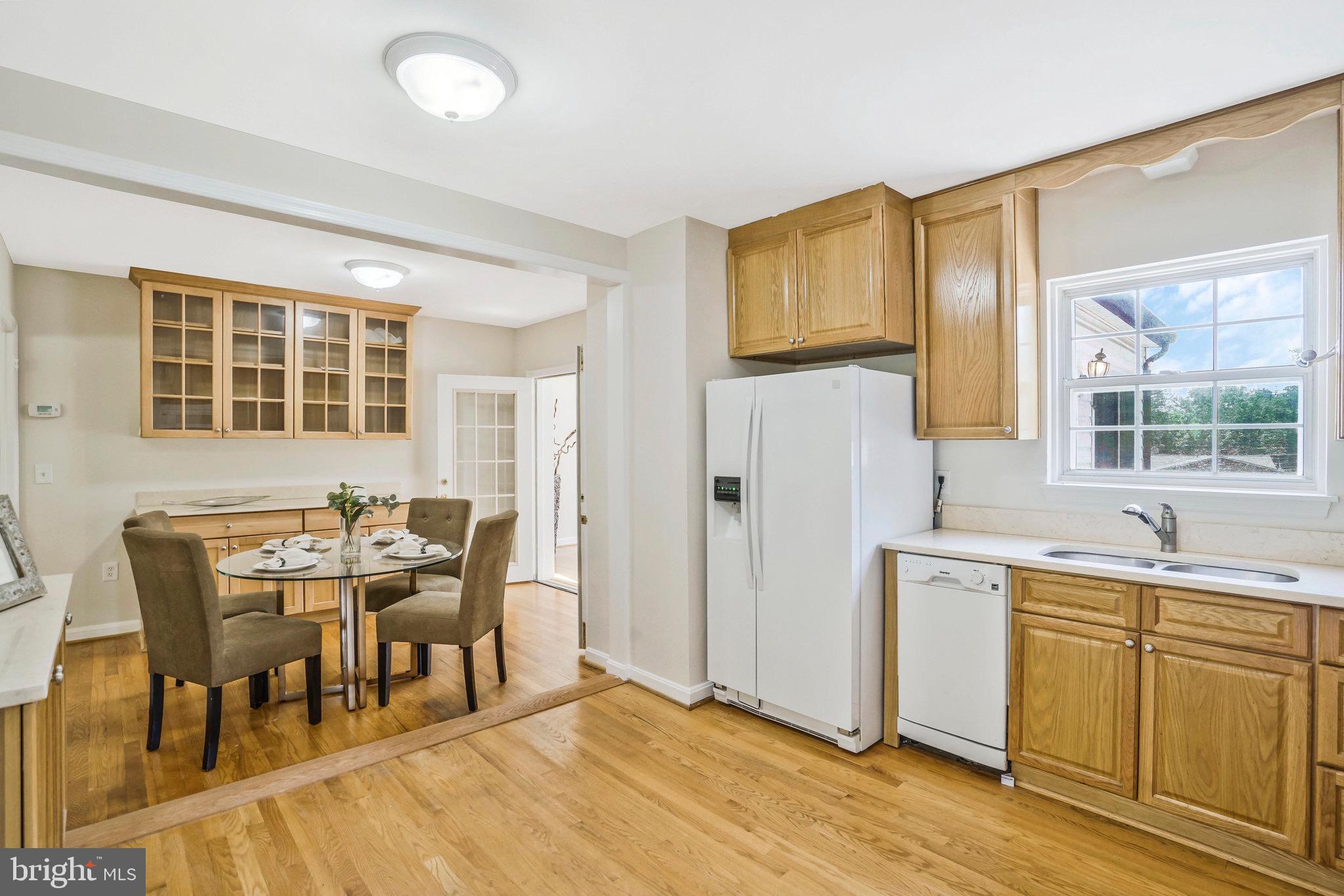 2513 BEACON HILL ROAD