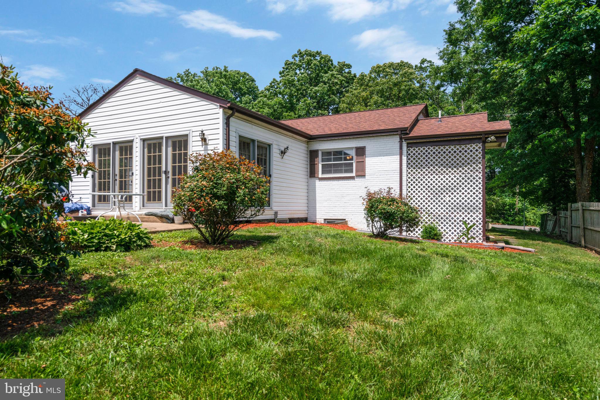 2513 BEACON HILL ROAD