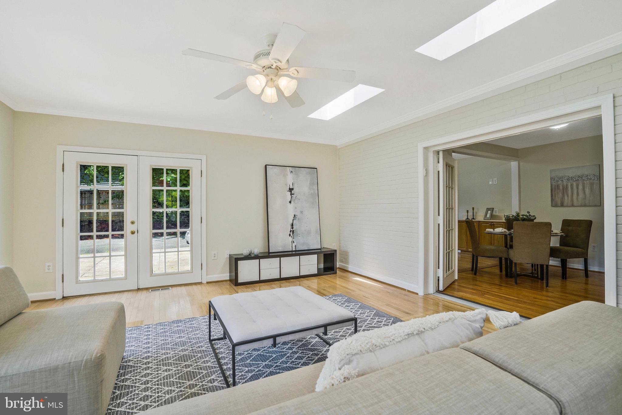 2513 BEACON HILL ROAD
