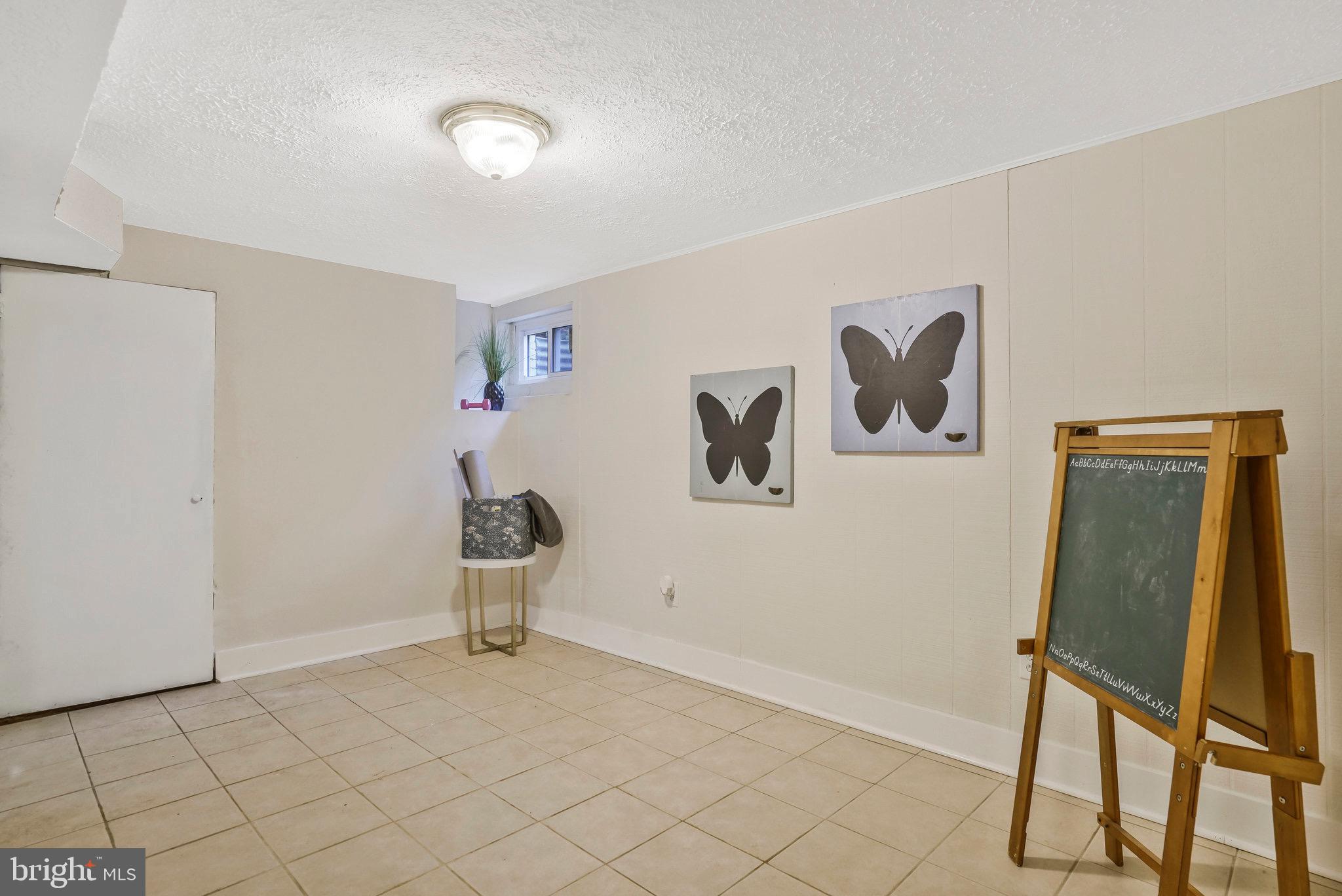 2513 BEACON HILL ROAD