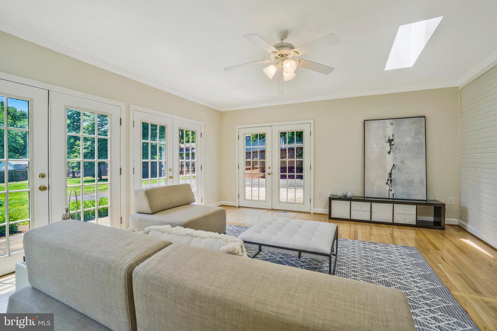 2513 BEACON HILL ROAD