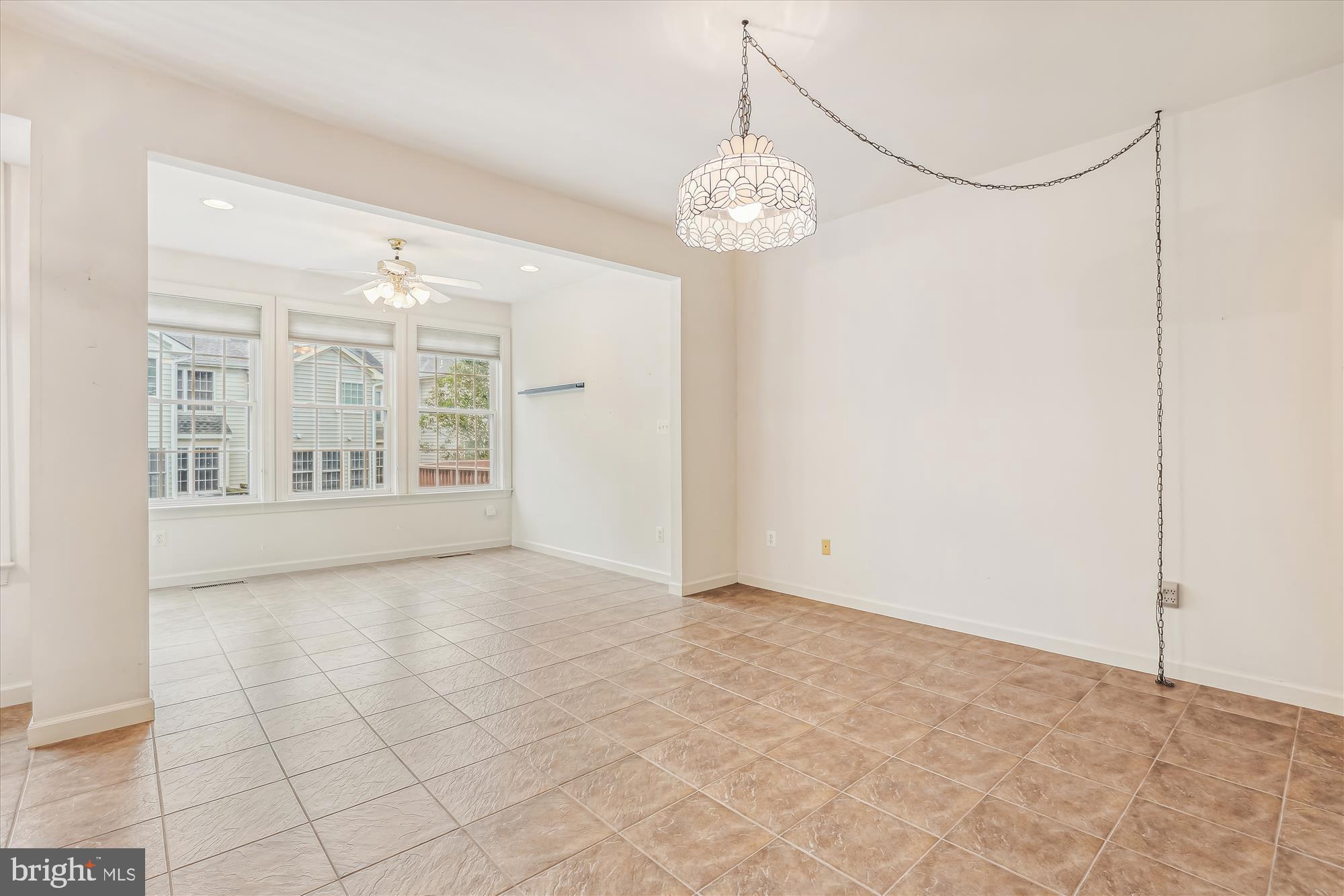 3961 ROYAL LYTHAM DRIVE