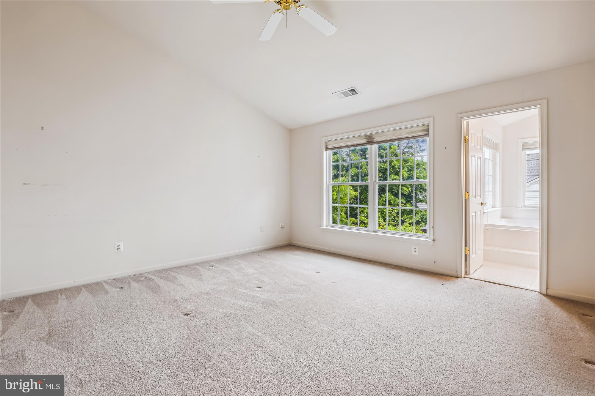 3961 ROYAL LYTHAM DRIVE
