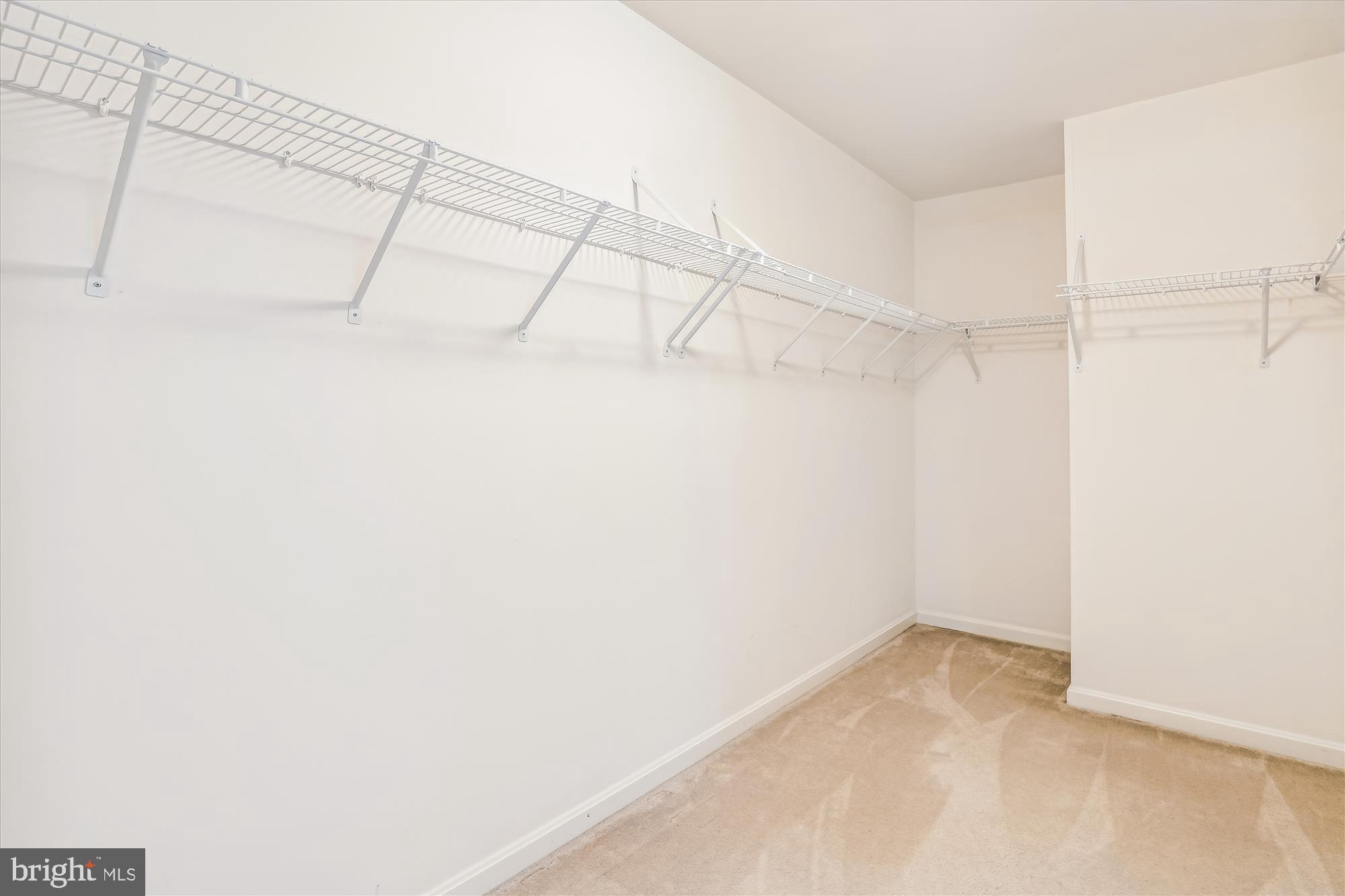 3961 ROYAL LYTHAM DRIVE