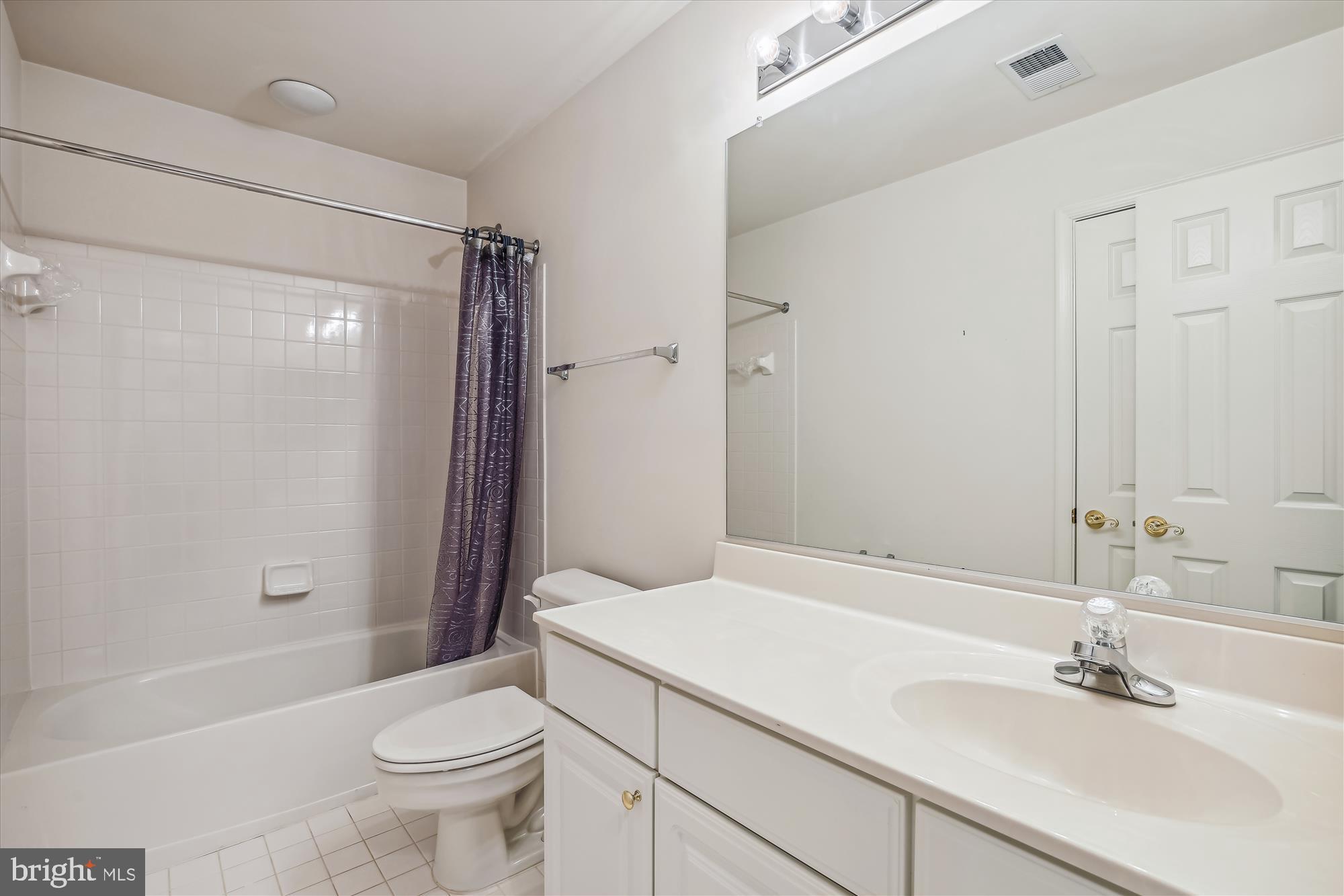 3961 ROYAL LYTHAM DRIVE