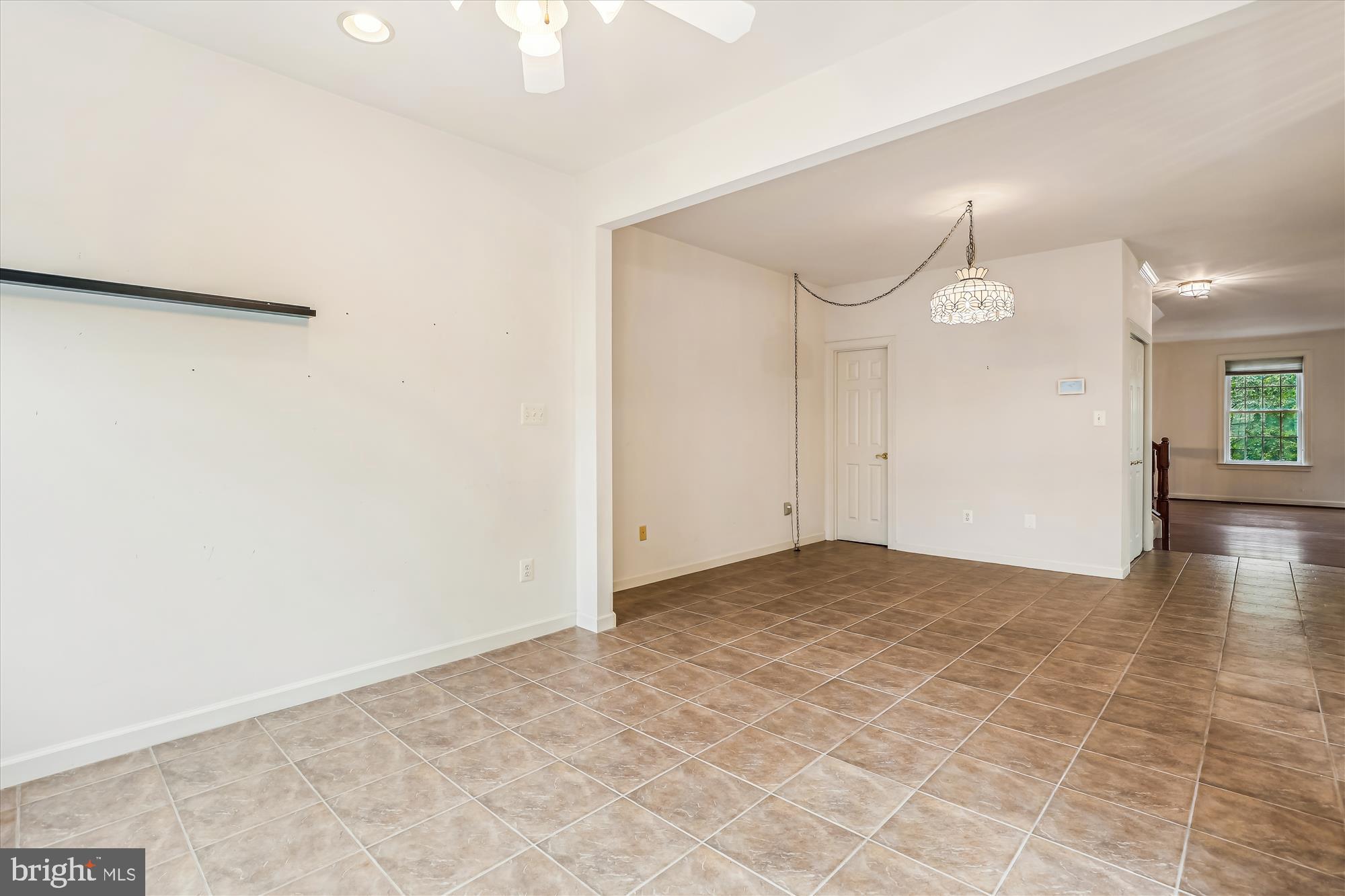 3961 ROYAL LYTHAM DRIVE