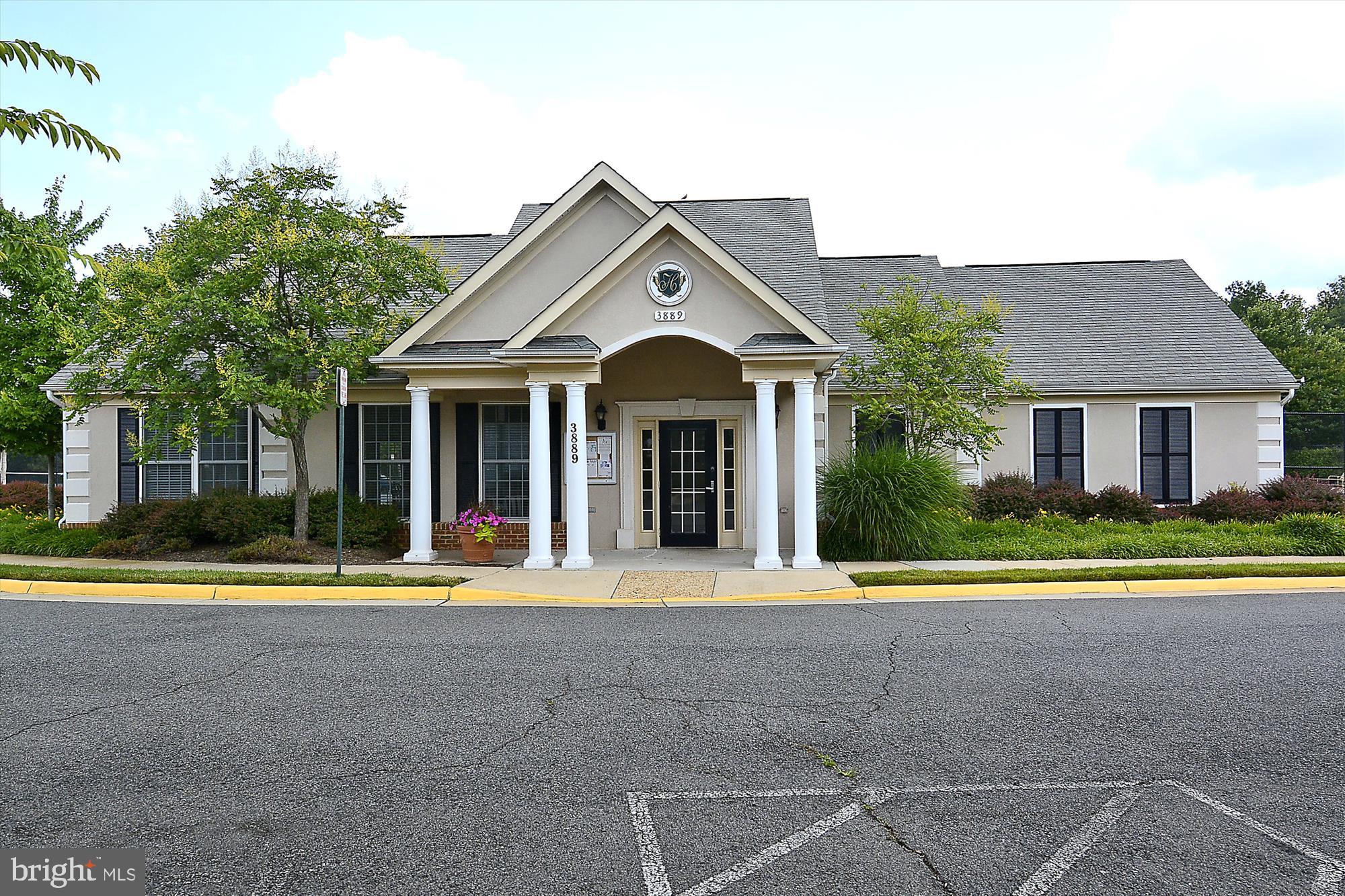 3961 ROYAL LYTHAM DRIVE
