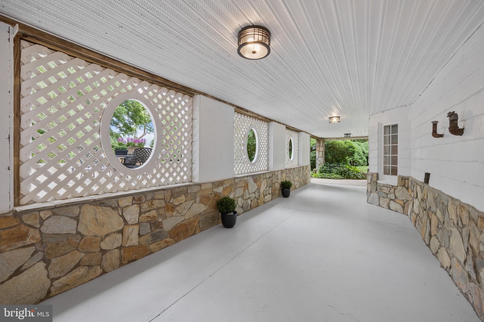 831 HERBERT SPRINGS ROAD