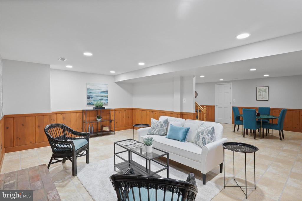 6600 SPRING VALLEY DRIVE
