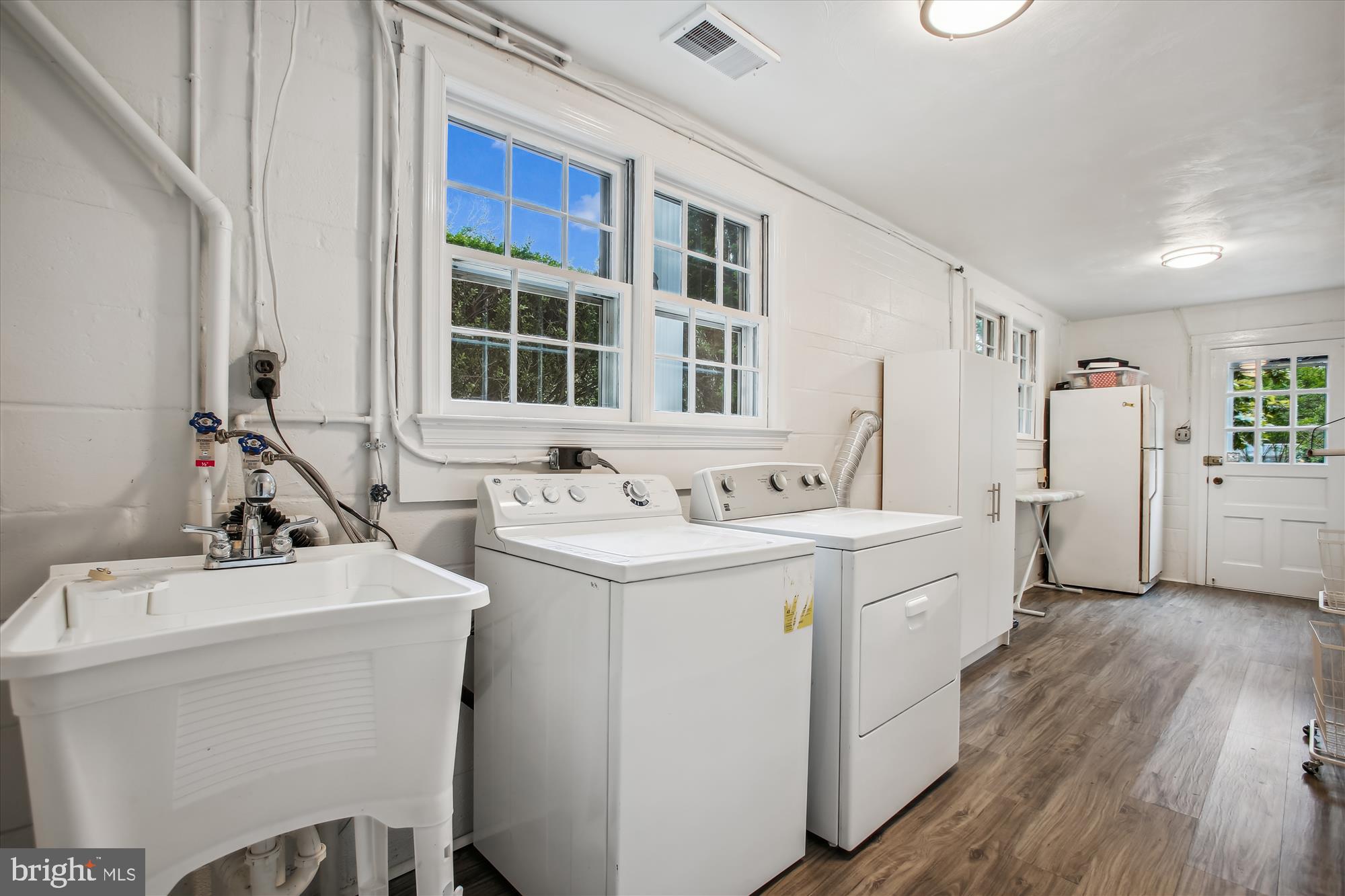 3539 SLEEPY HOLLOW ROAD