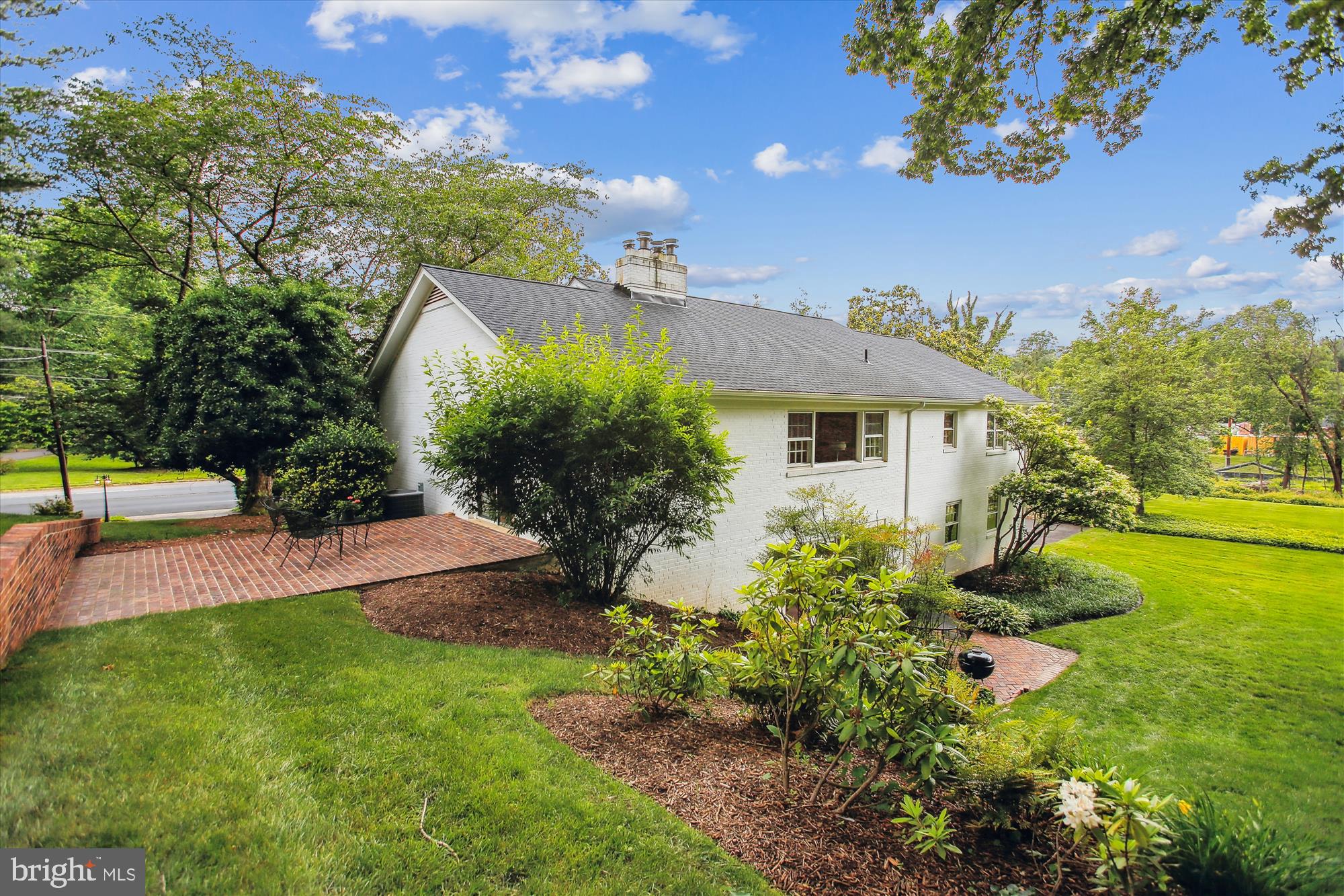 3539 SLEEPY HOLLOW ROAD