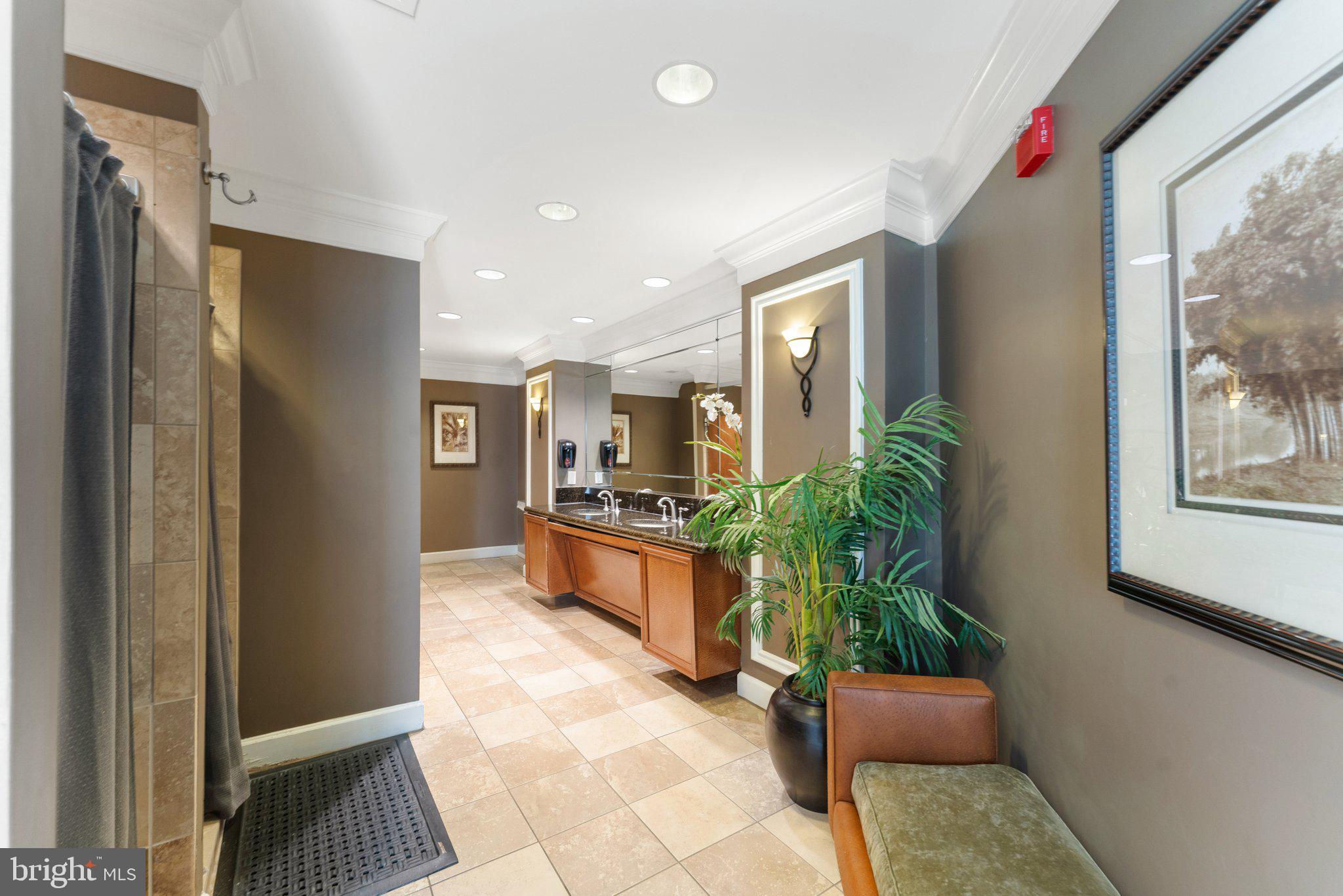 2665 PROSPERITY AVENUE 421