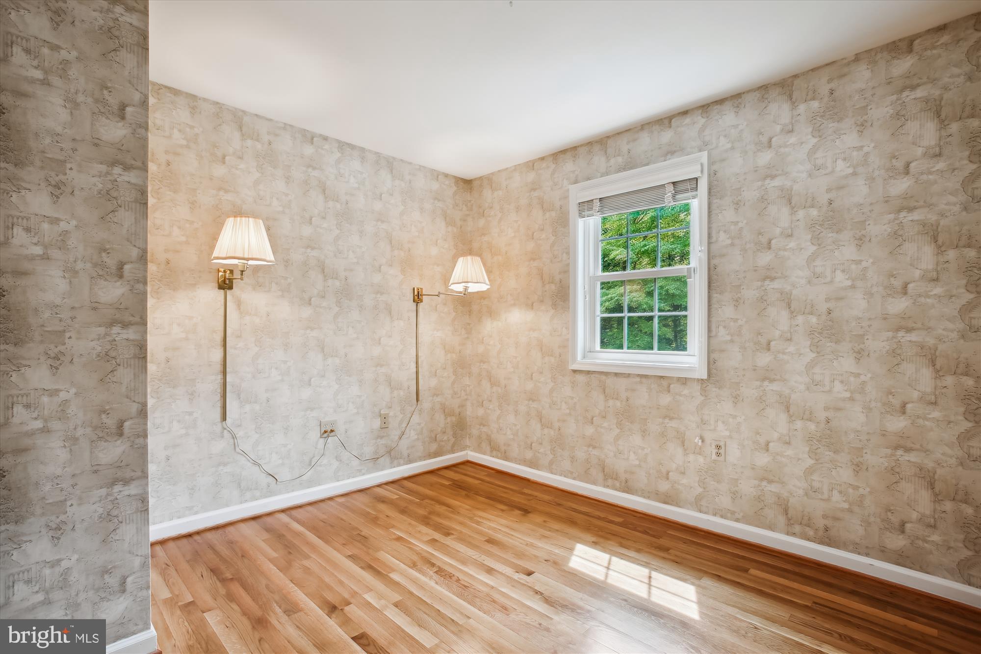 9111 MOUNTAIN VALLEY ROAD