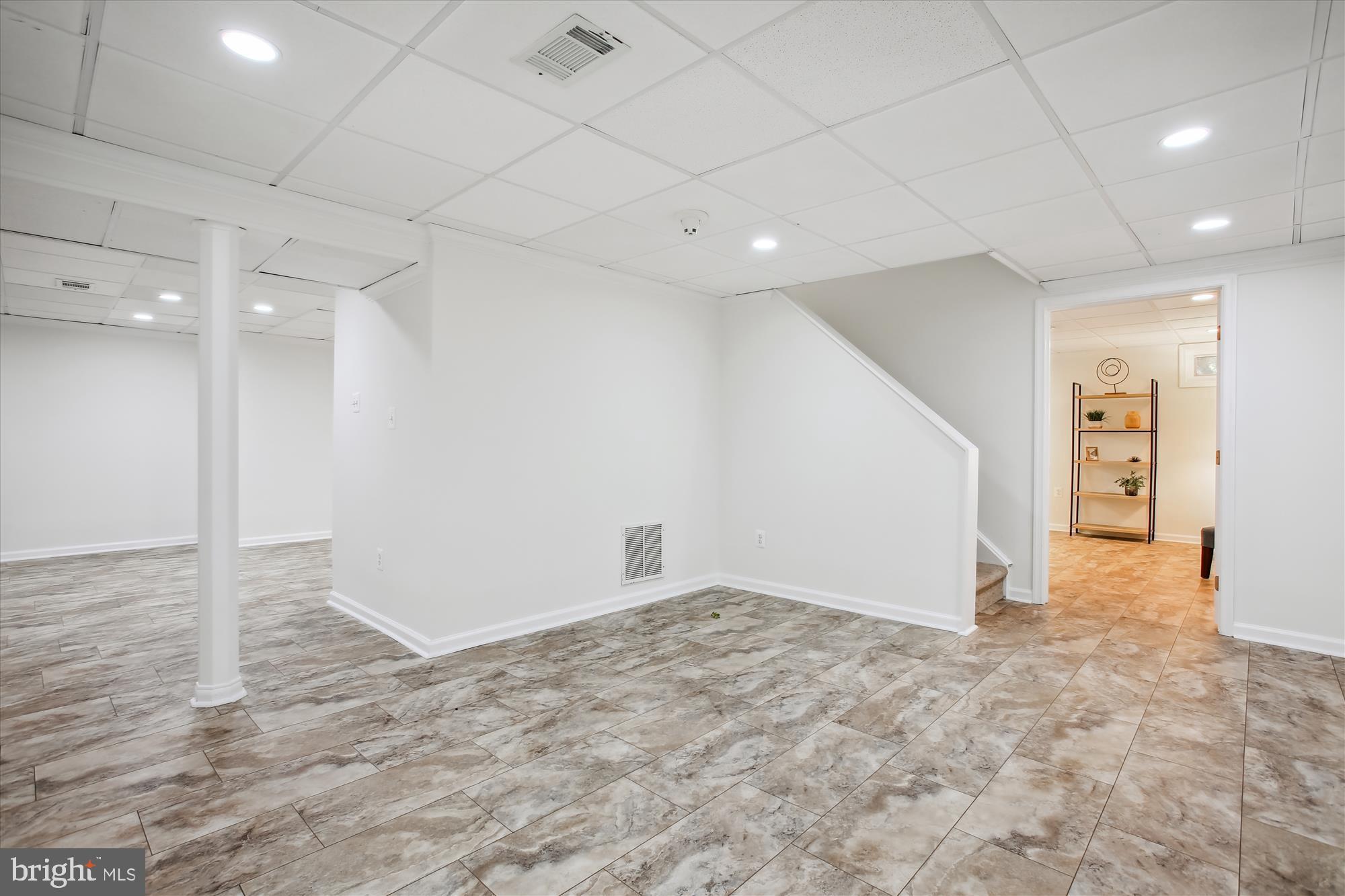 9111 MOUNTAIN VALLEY ROAD