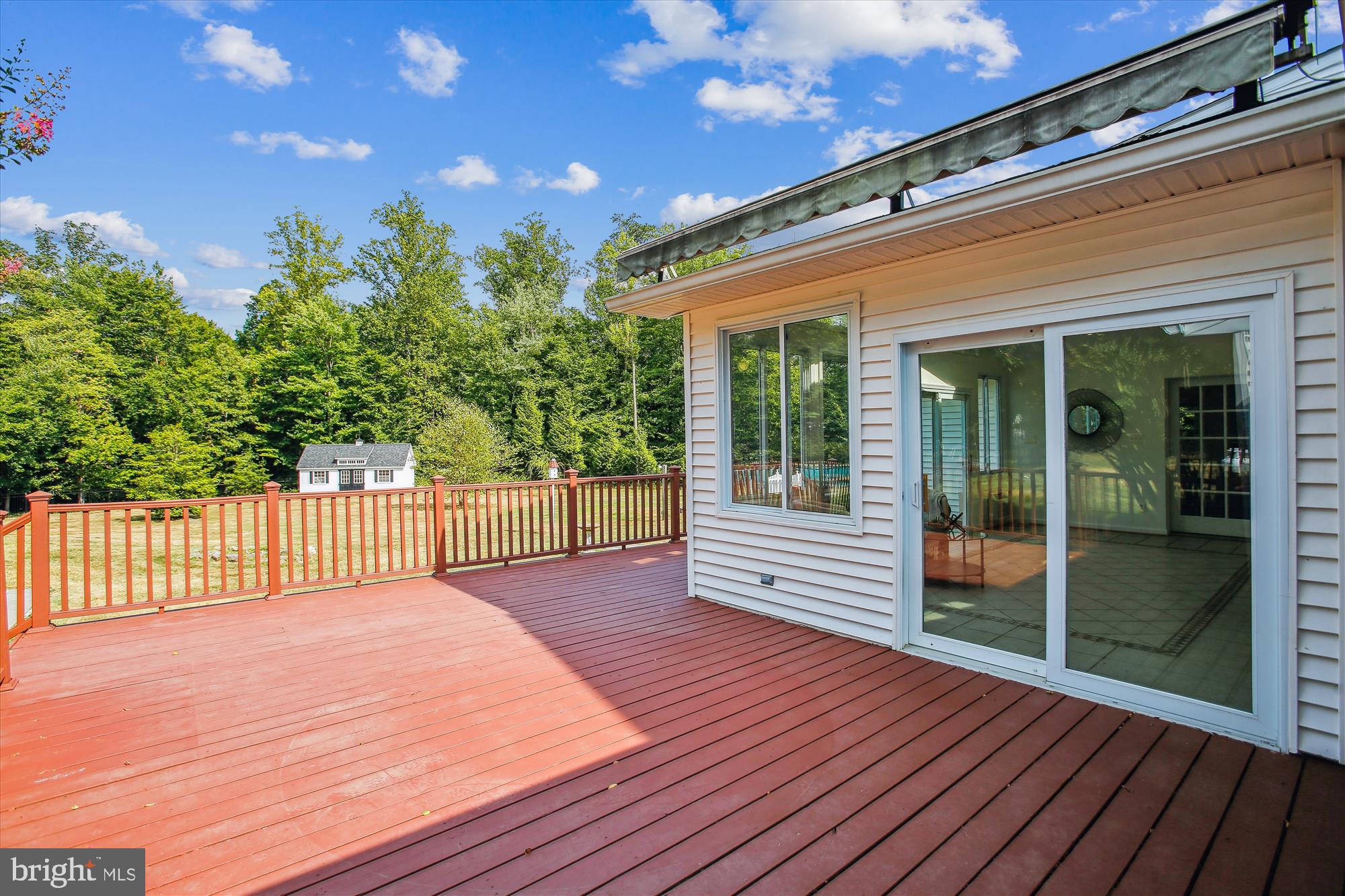 9111 MOUNTAIN VALLEY ROAD