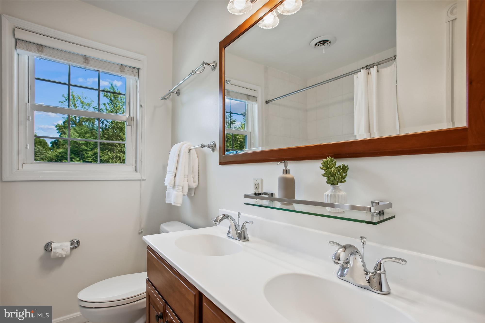 9111 MOUNTAIN VALLEY ROAD