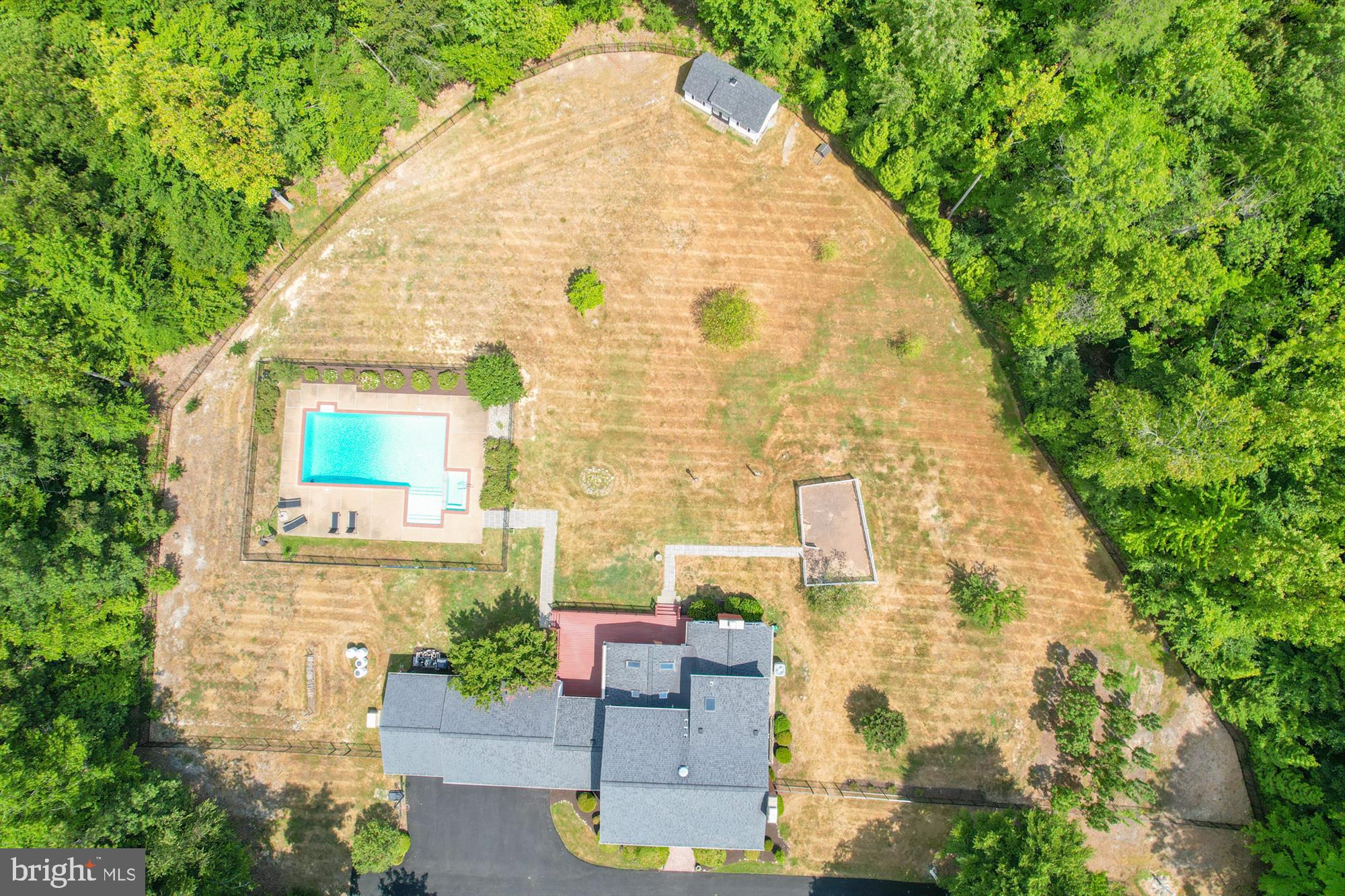 9111 MOUNTAIN VALLEY ROAD