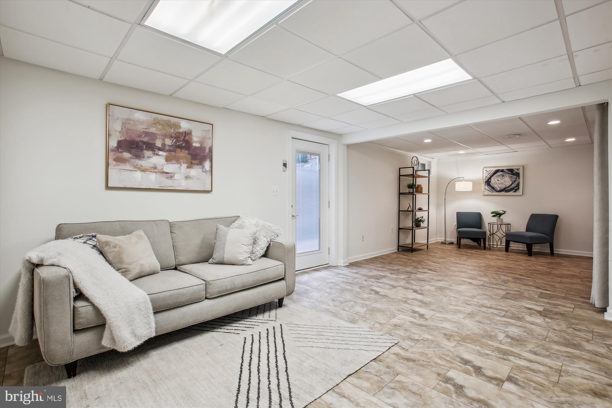 9111 MOUNTAIN VALLEY ROAD