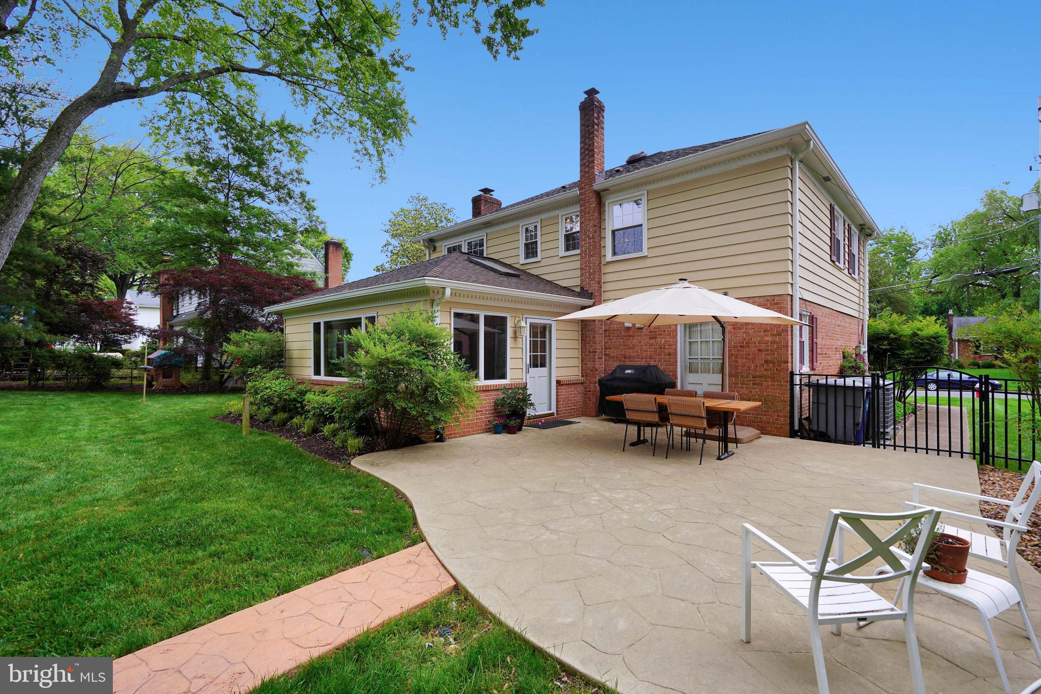 2302 WILKINSON PLACE