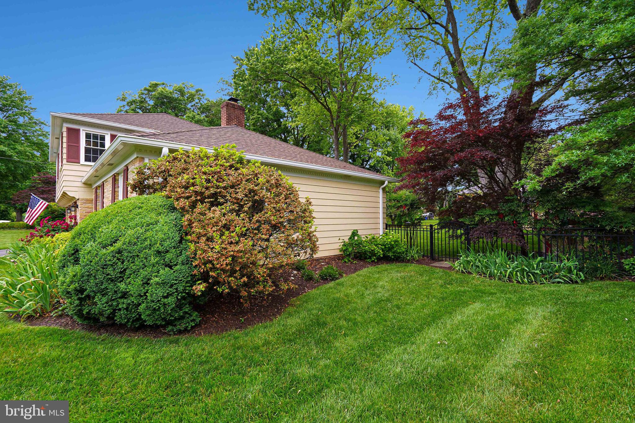 2302 WILKINSON PLACE