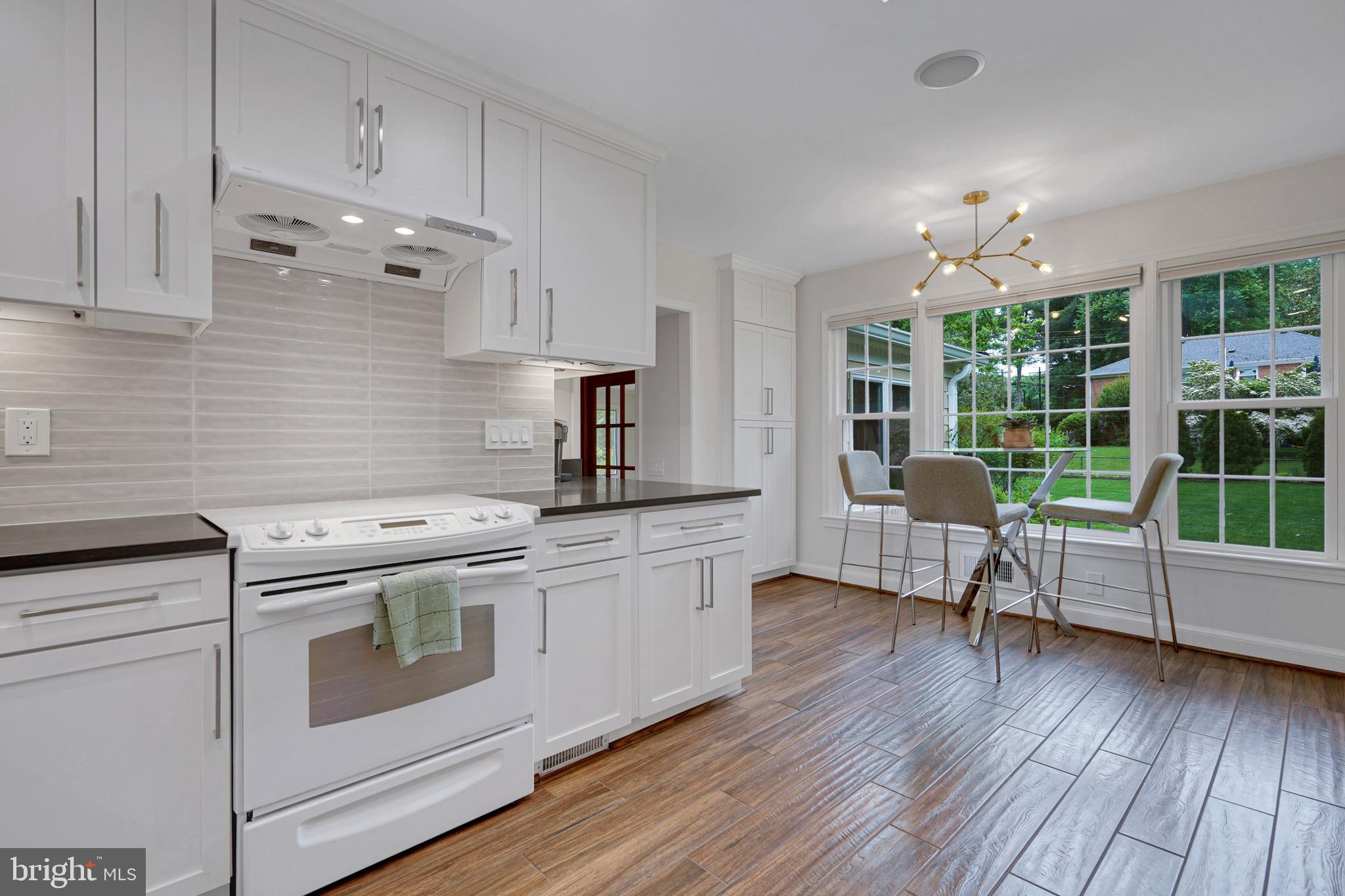 2302 WILKINSON PLACE