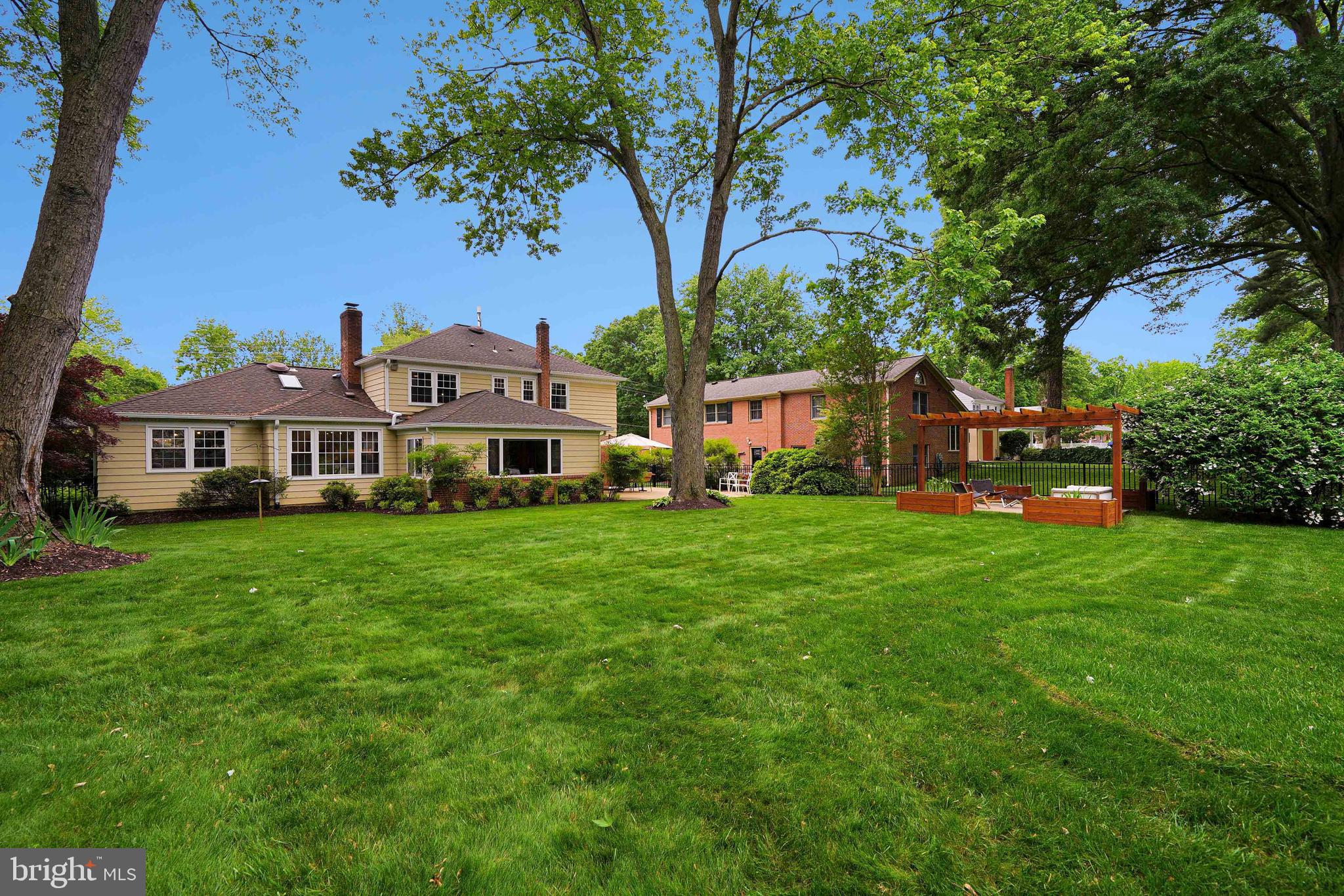 2302 WILKINSON PLACE