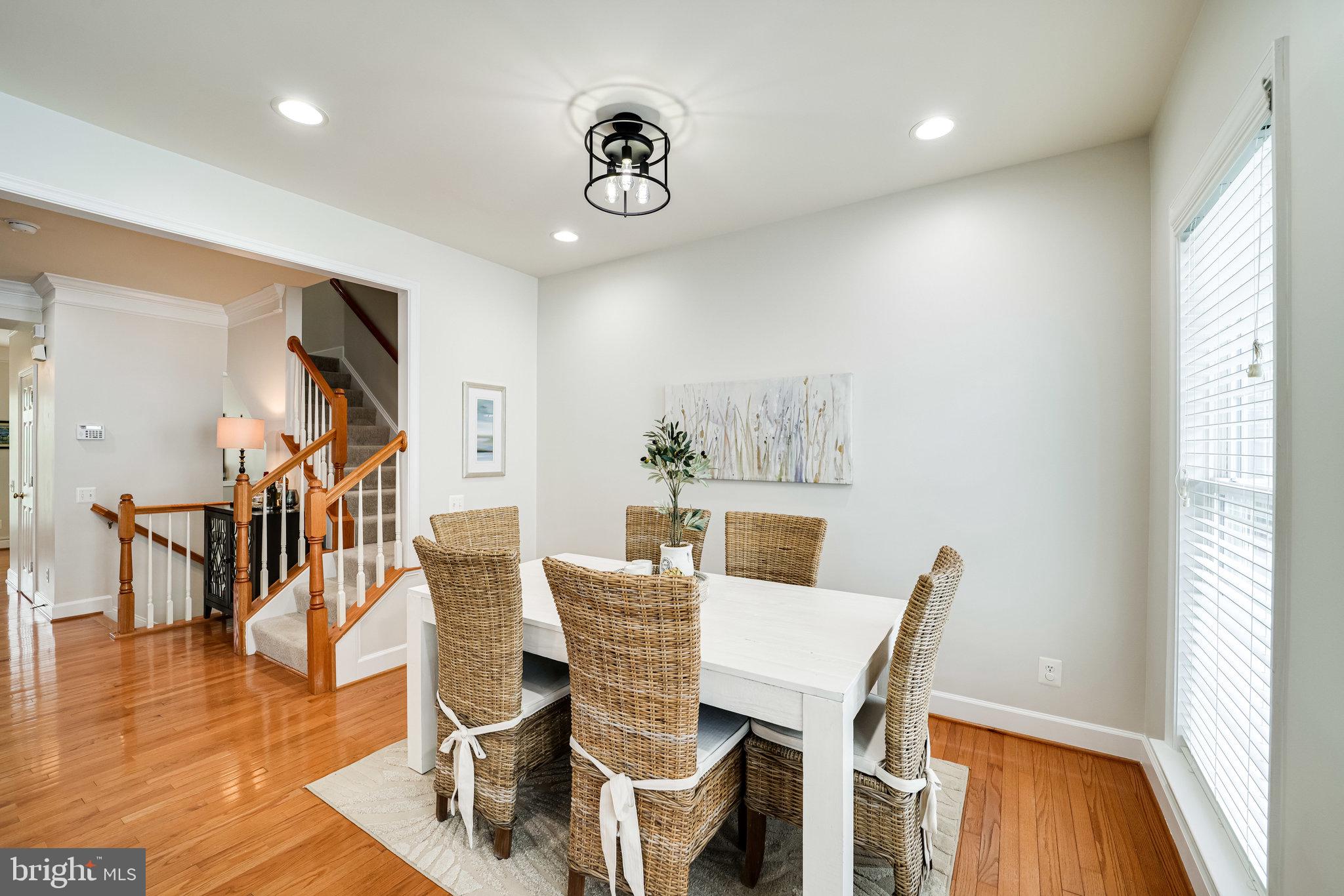2417 HUNTINGTON PARK DRIVE