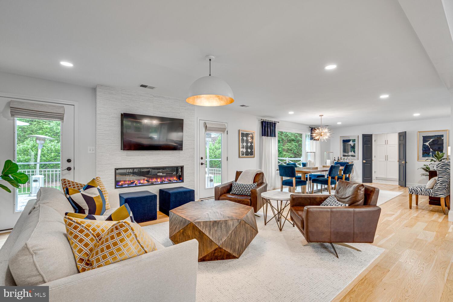 9803 FOSBAK DRIVE