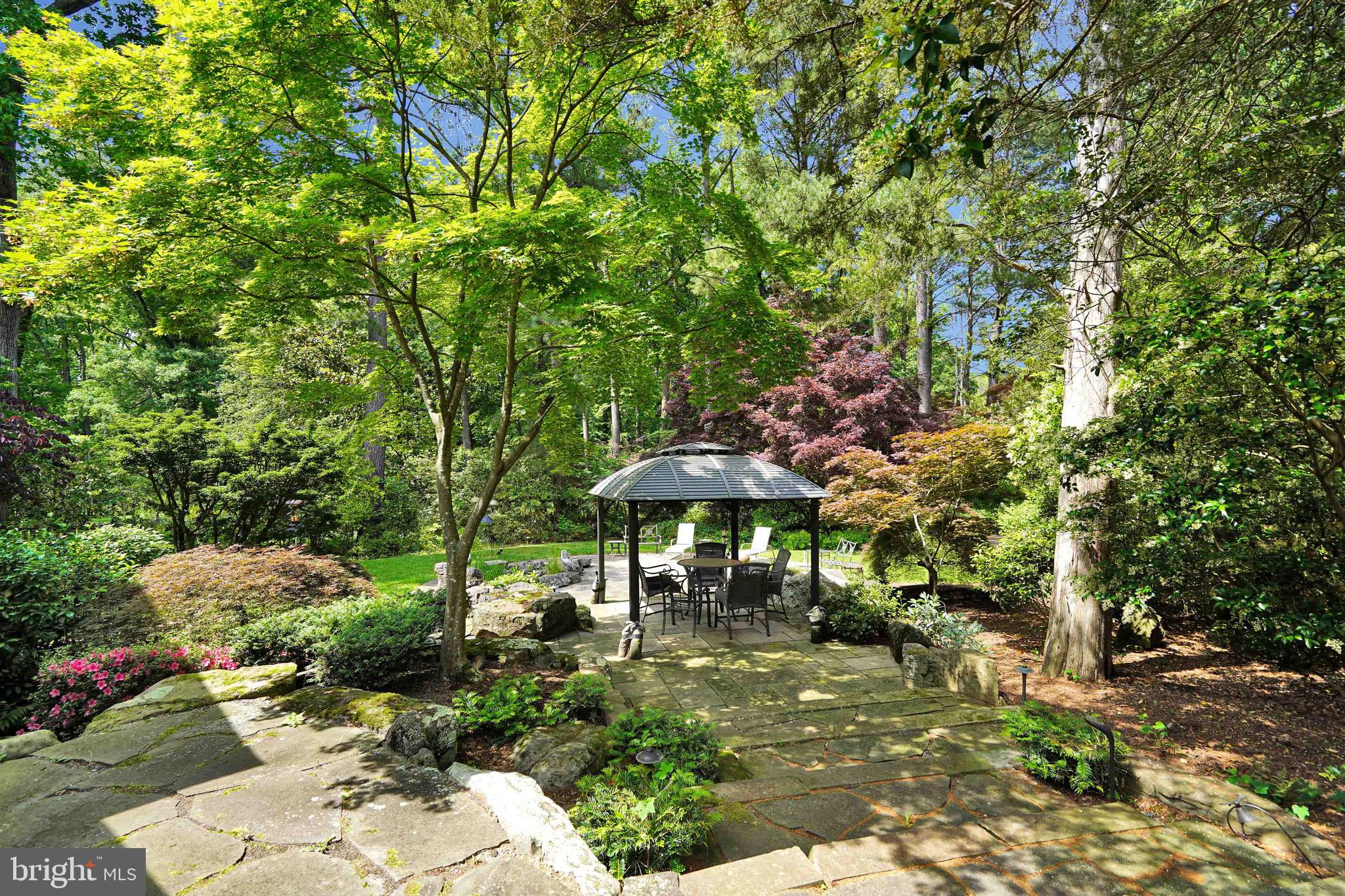 1712 COLLINGWOOD ROAD