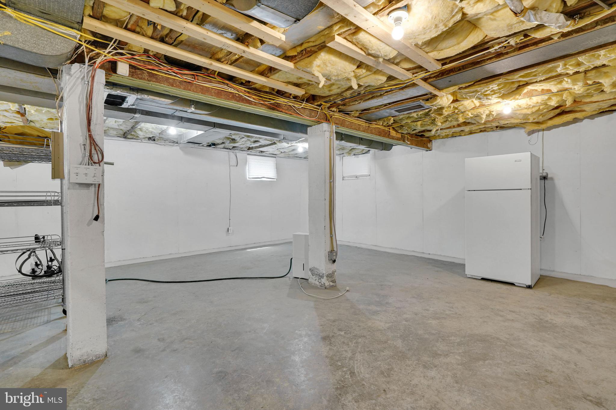 1712 COLLINGWOOD ROAD