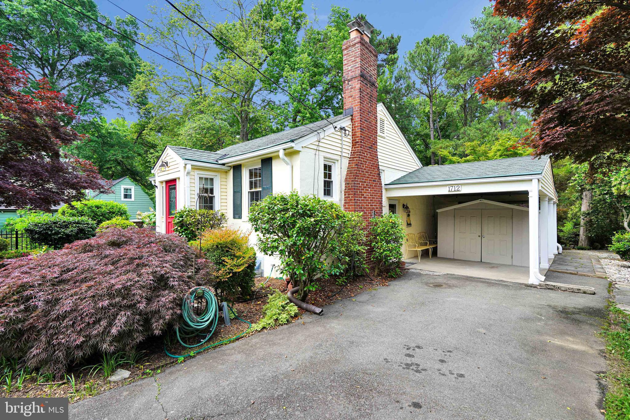 1712 COLLINGWOOD ROAD