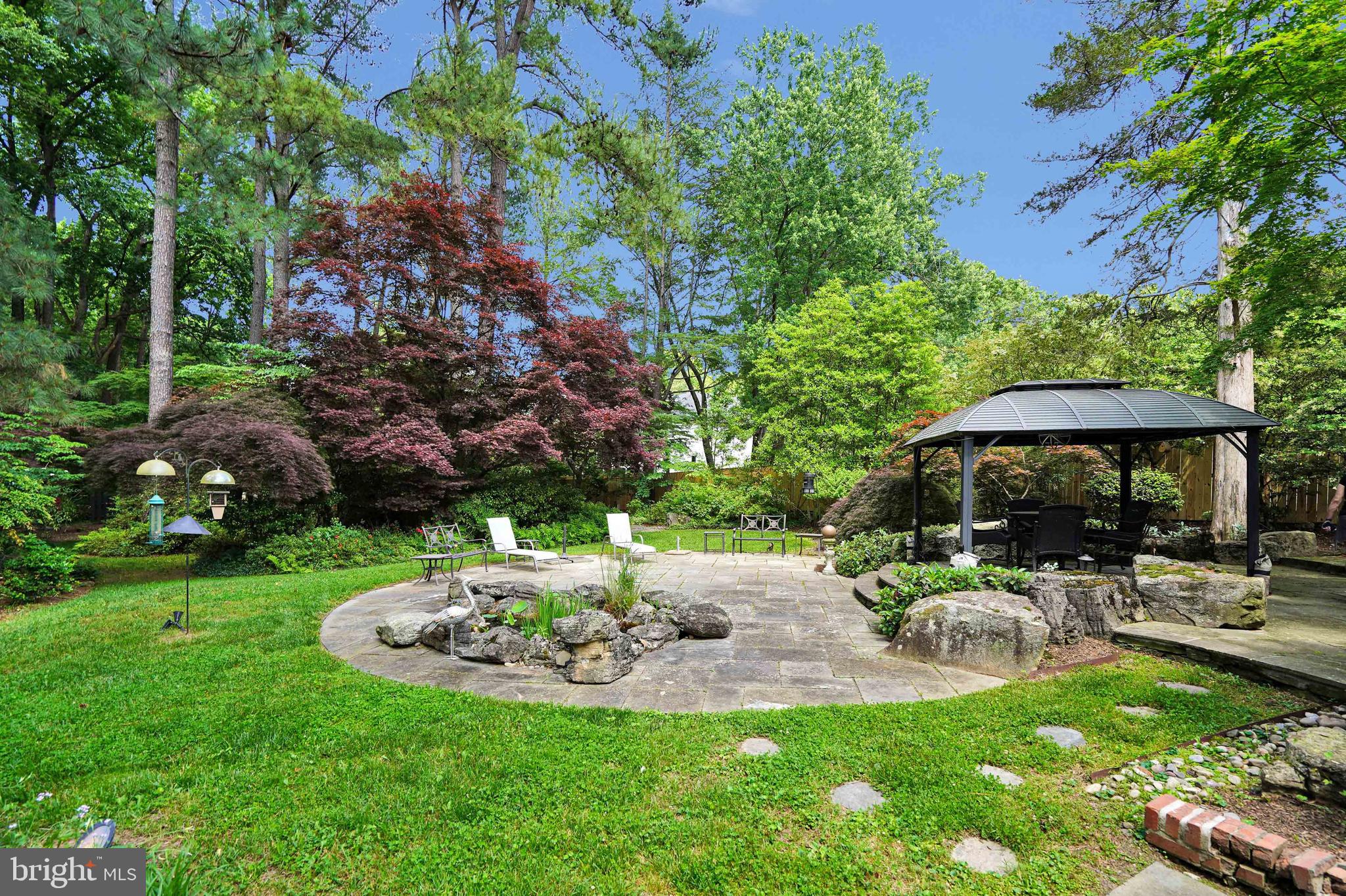1712 COLLINGWOOD ROAD