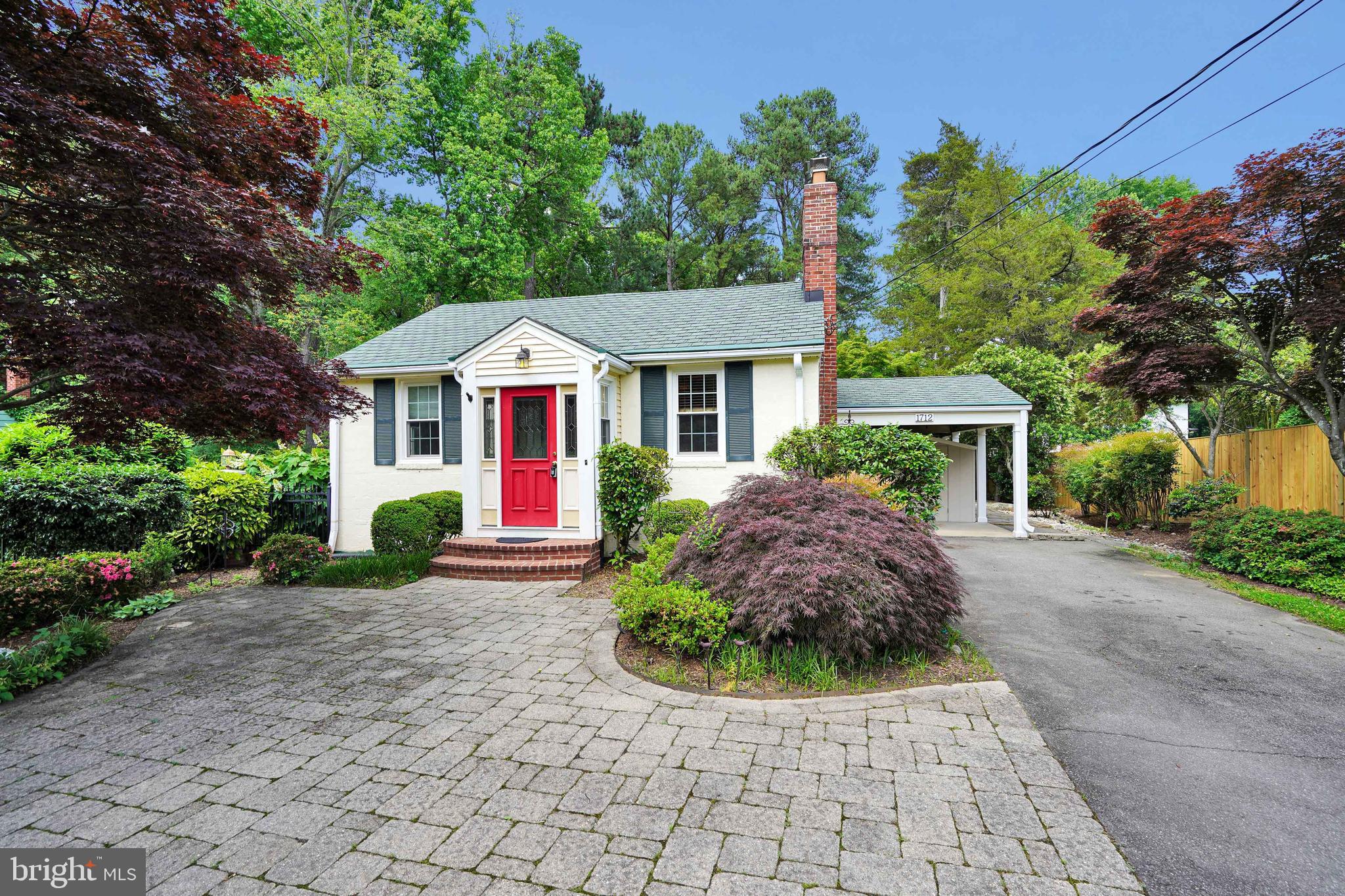1712 COLLINGWOOD ROAD