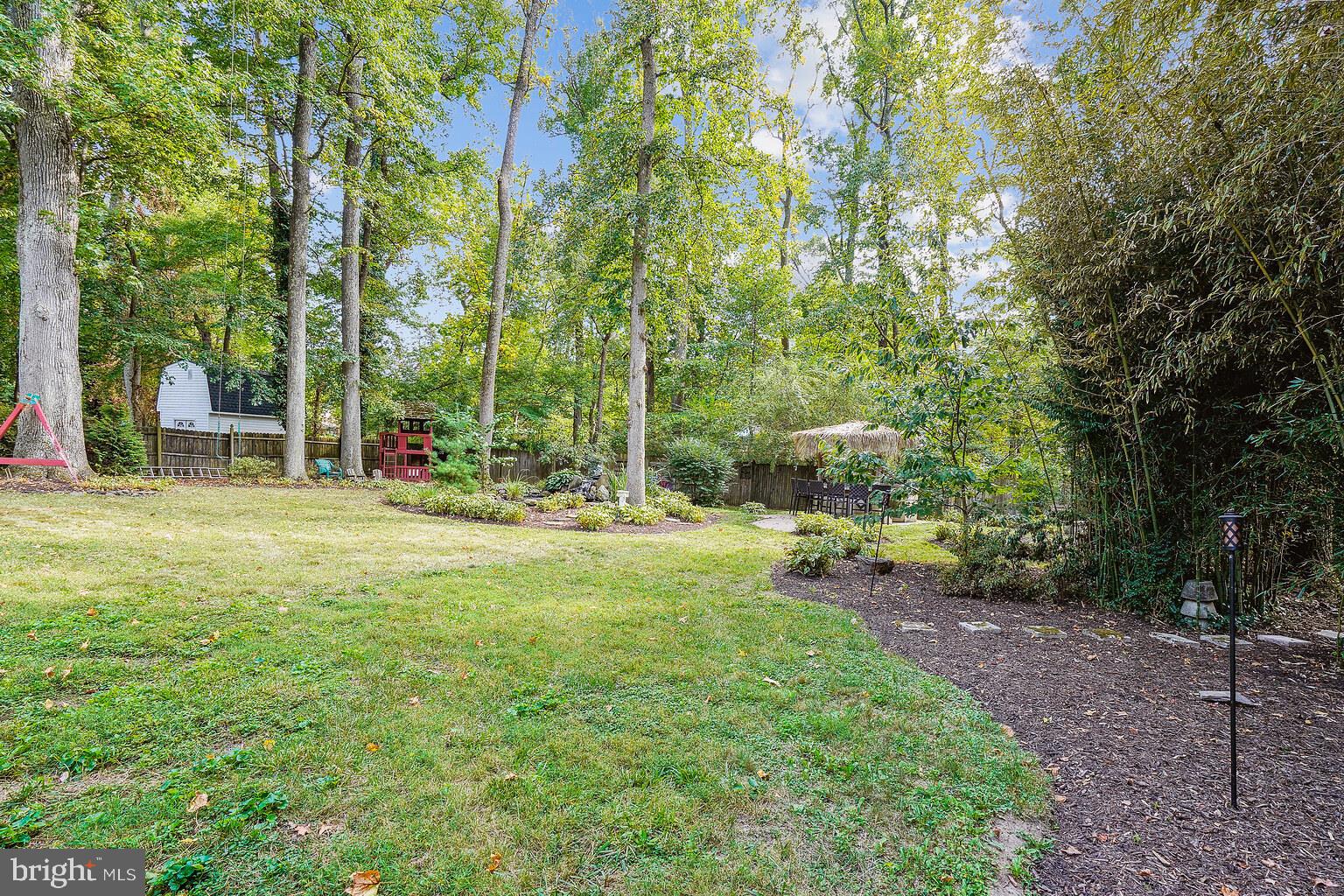 4501 DOLPHIN LANE