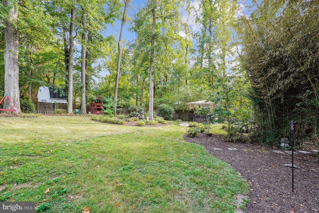 4501 DOLPHIN LANE