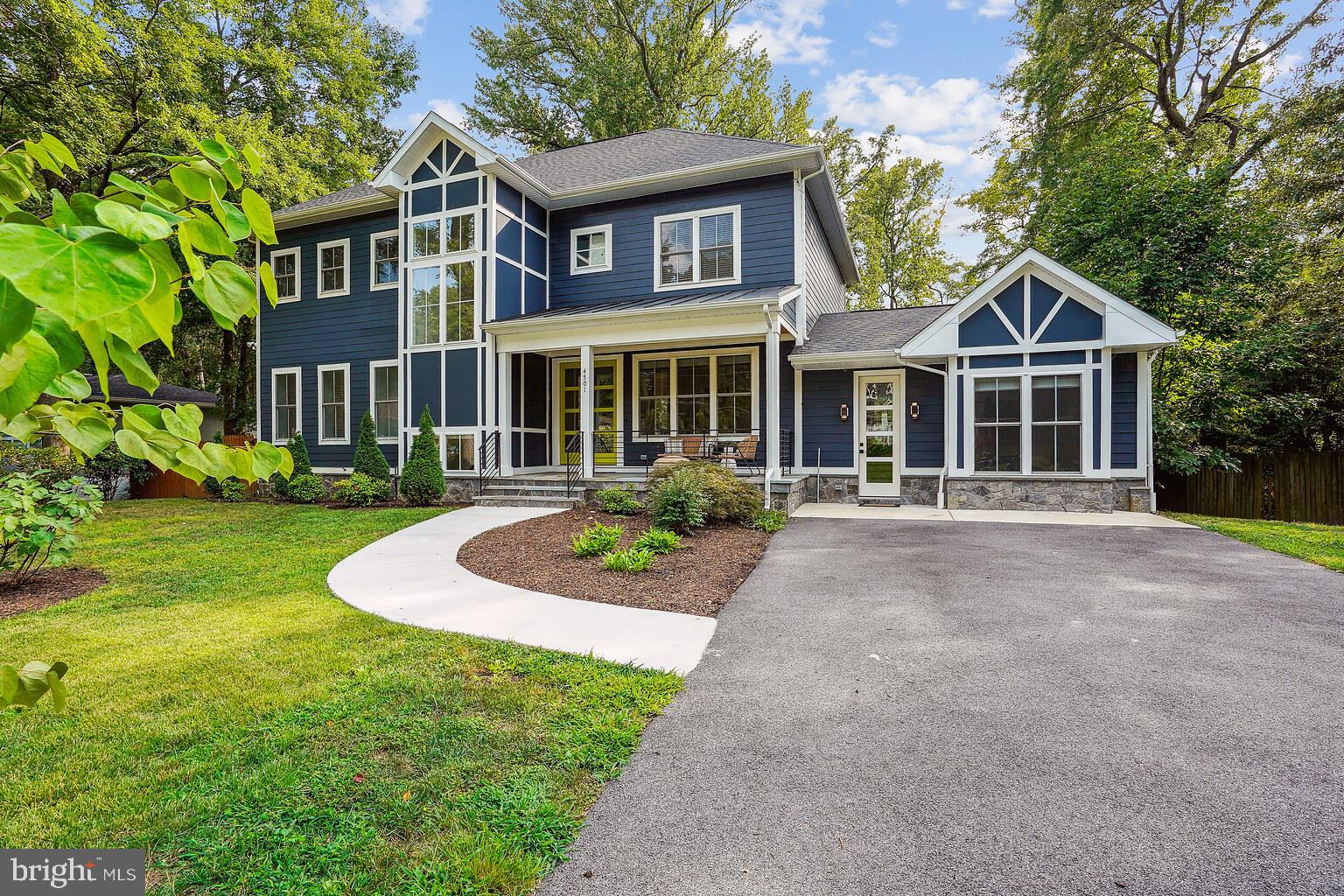 4501 DOLPHIN LANE