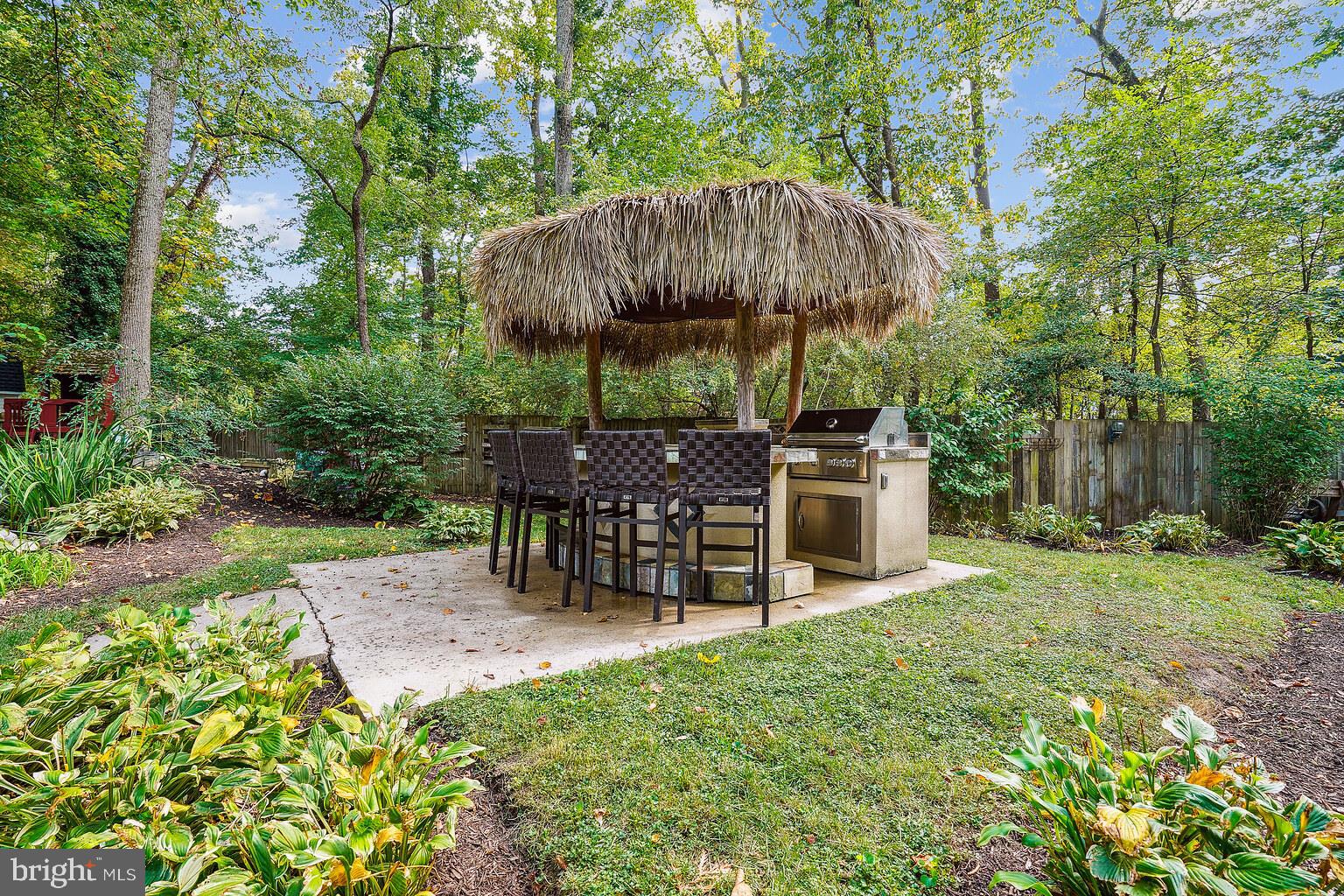 4501 DOLPHIN LANE